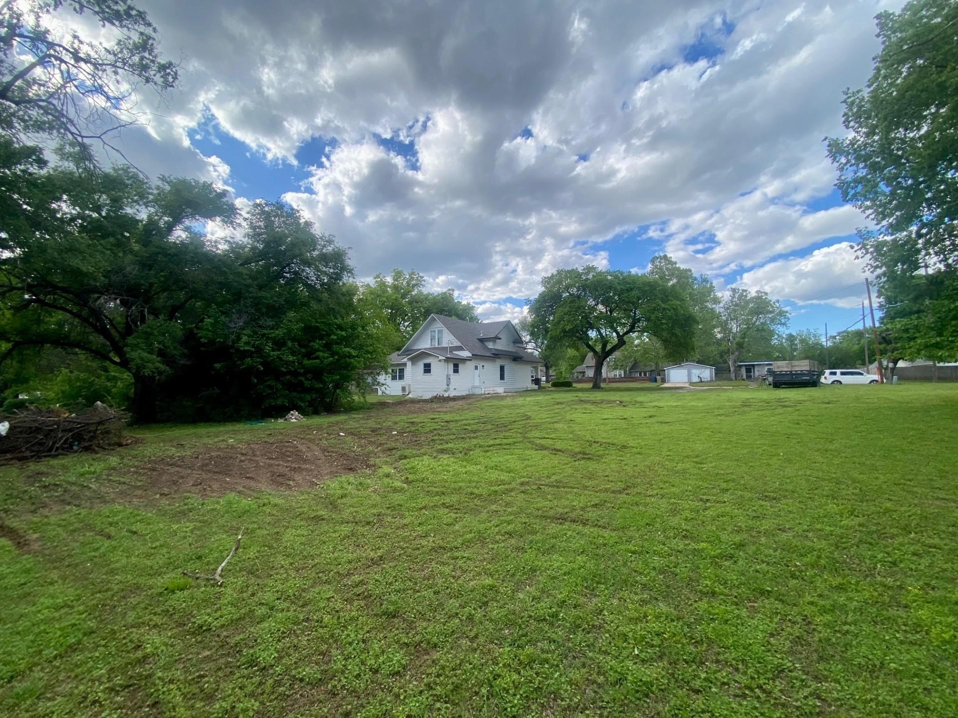 221 W 2nd Ave, Belle Plaine, Kansas image 6