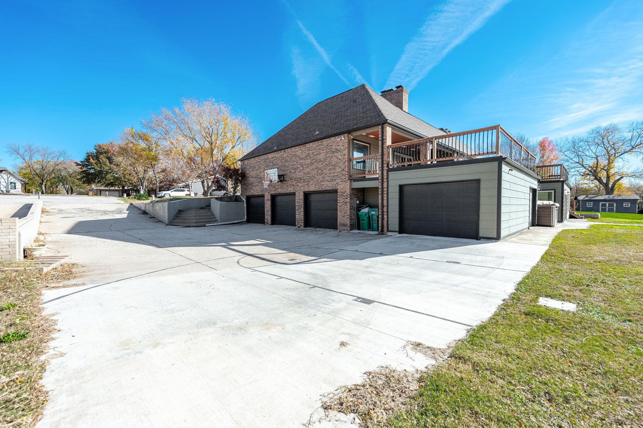 14 N Lakeview Dr, Goddard, Kansas image 4