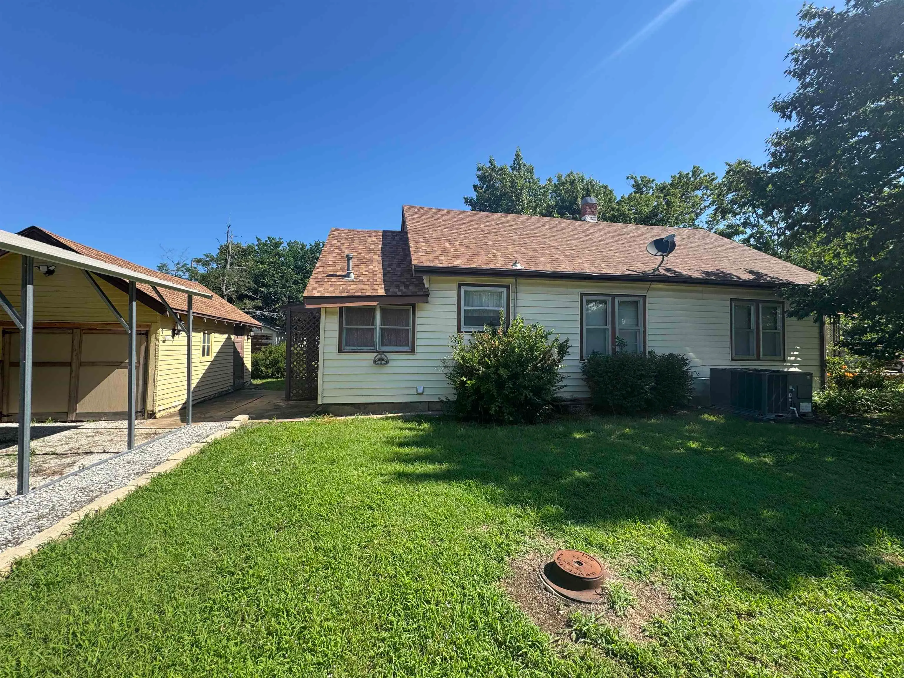 Burden, Kansas 67019, United States, 2 Bedrooms Bedrooms, ,1 BathroomBathrooms,Residential,Active,183453