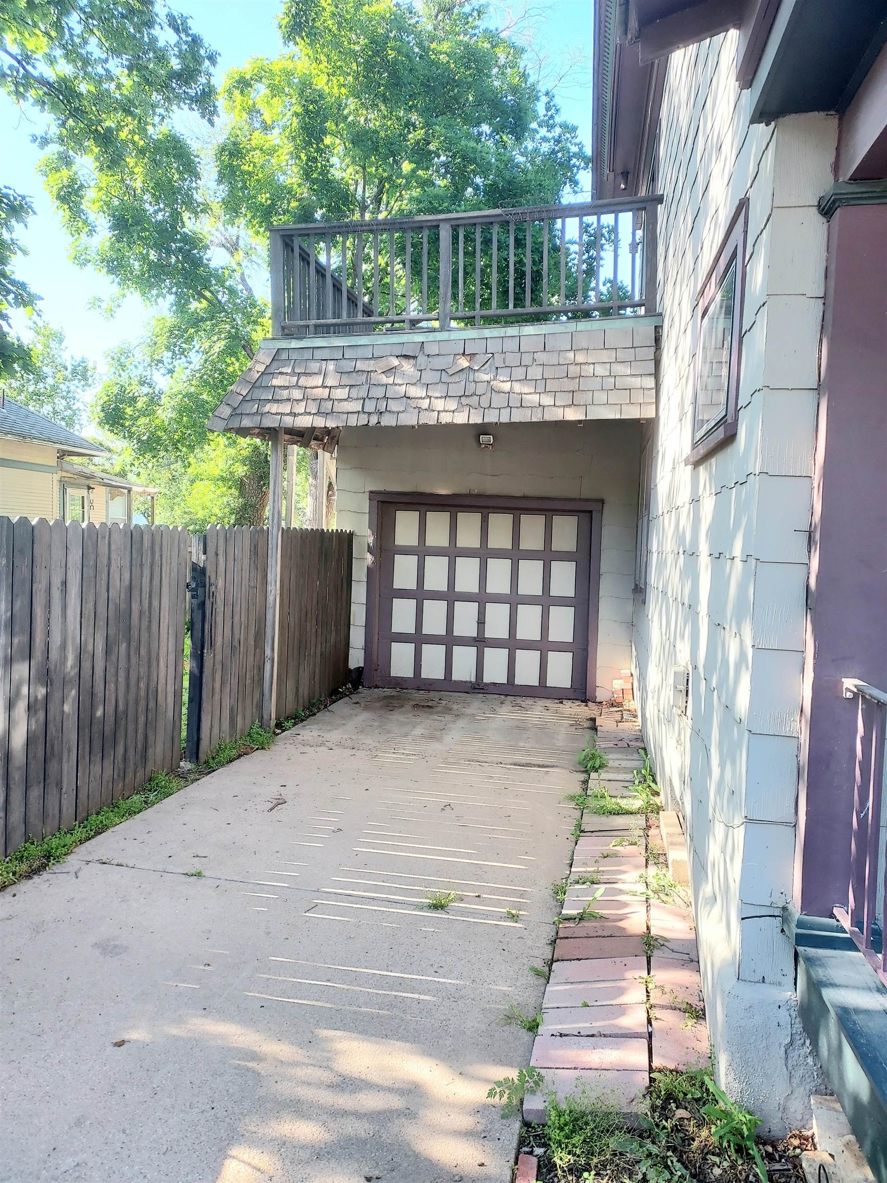 126 E 1st St, Newton, Kansas image 3