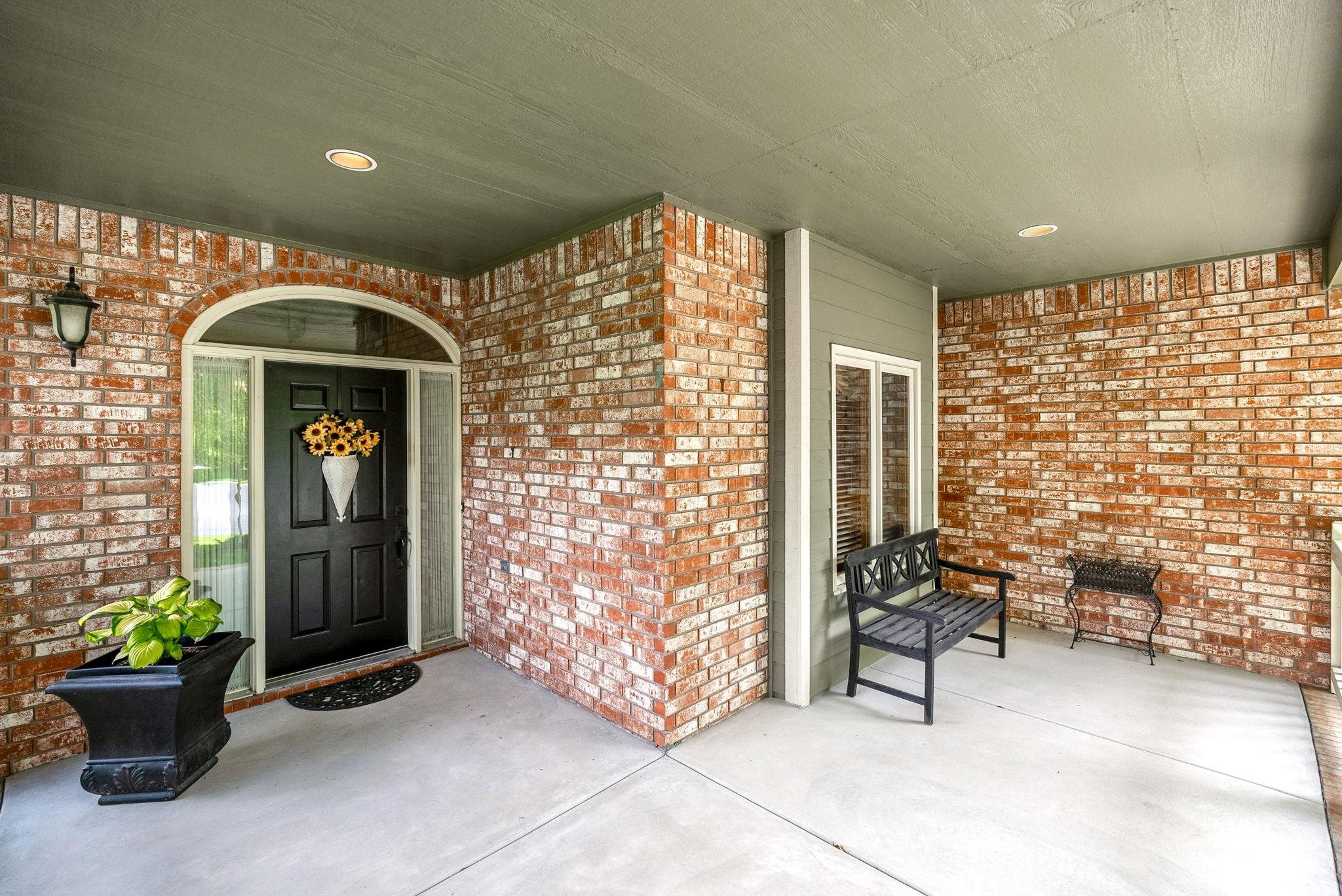 217 Chaparral Ct, Andover, Kansas image 3
