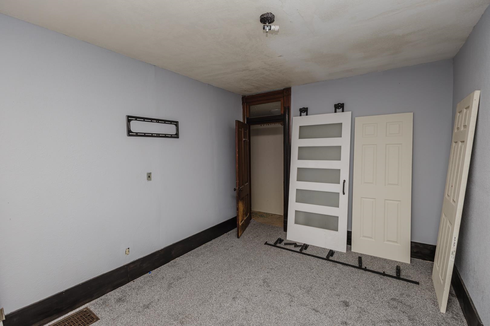 1721 N Fairview Ave, Wichita, Kansas image 13