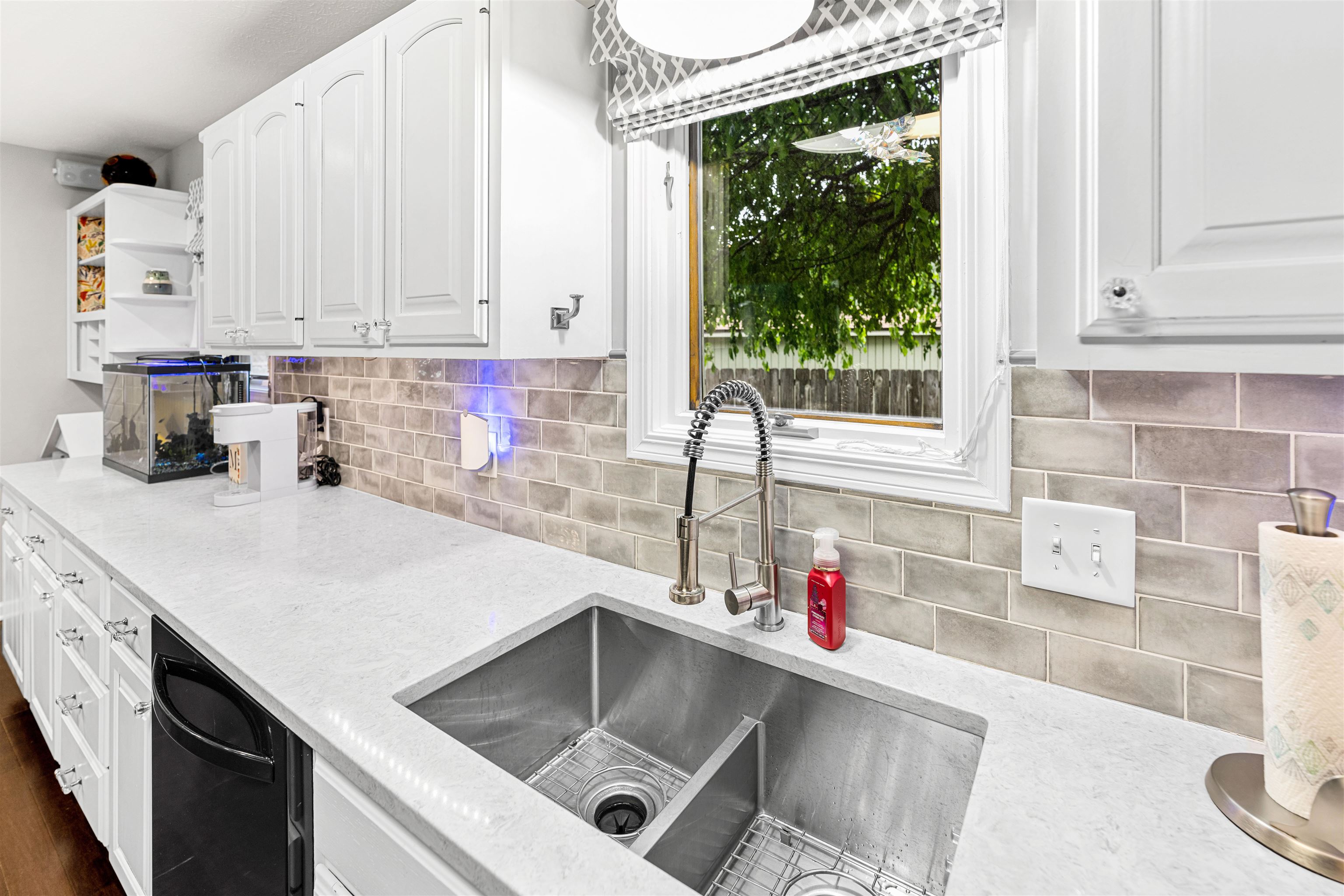 2929 Tasker Ln, Salina, Kansas image 14