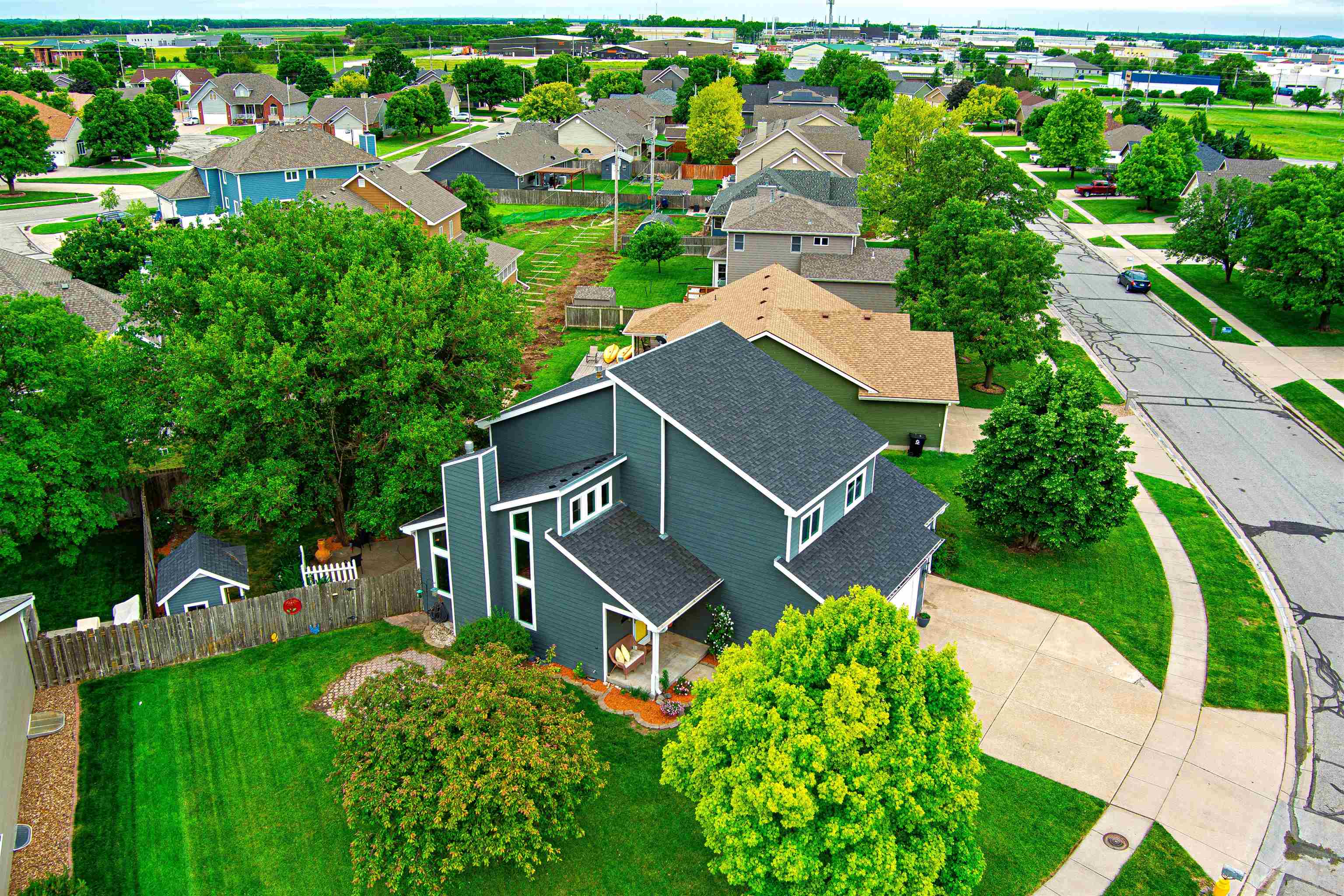 2929 Tasker Ln, Salina, Kansas image 6