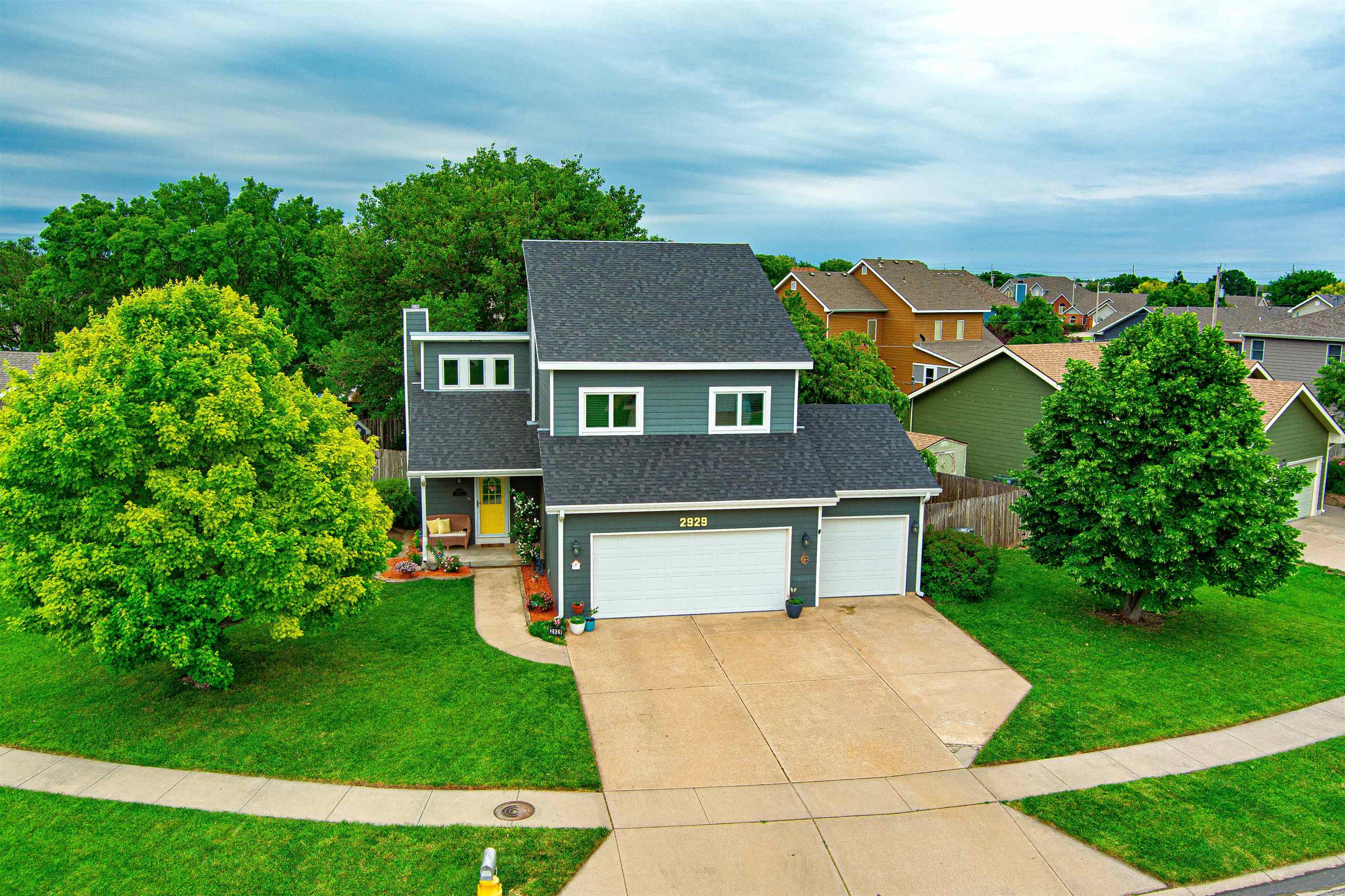 2929 Tasker Ln, Salina, Kansas image 4
