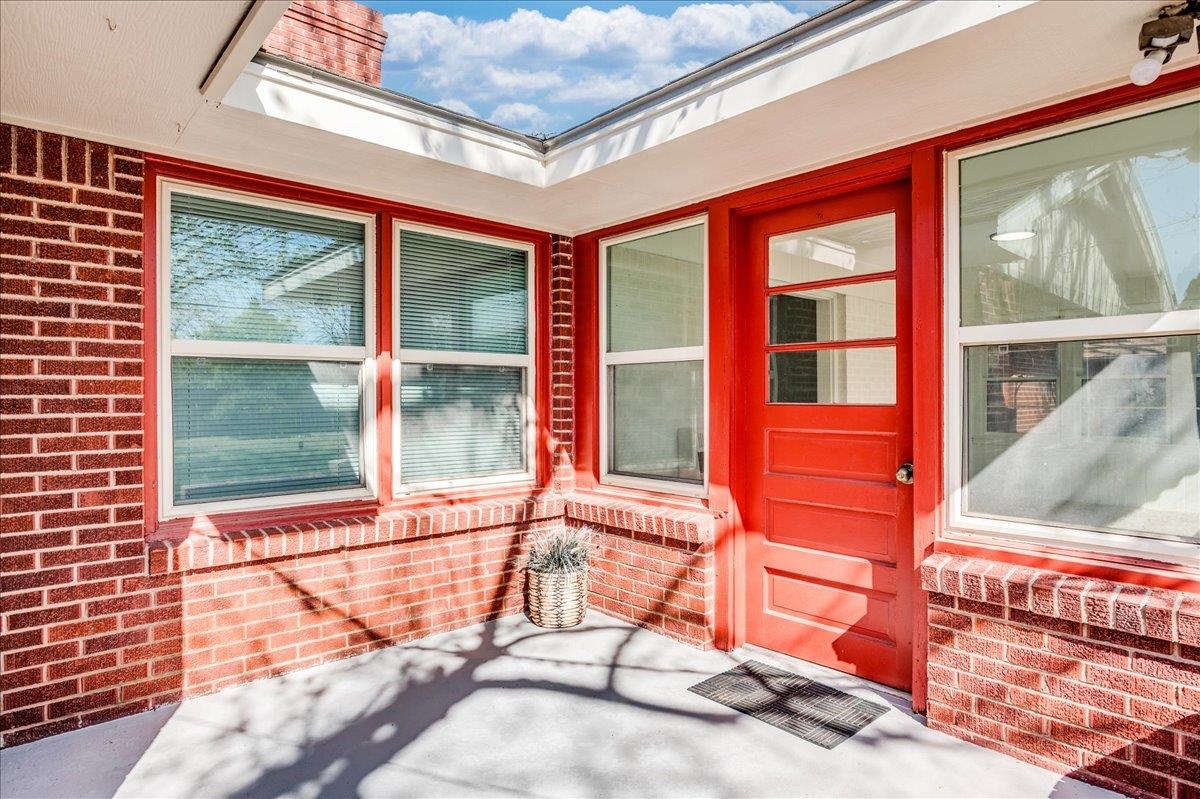 1608 N Charles St, Wichita, Kansas image 32