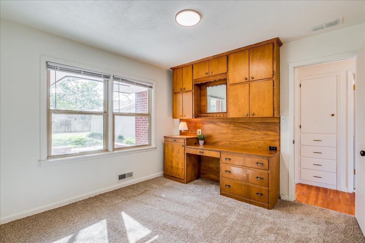1608 N Charles St, Wichita, Kansas image 21