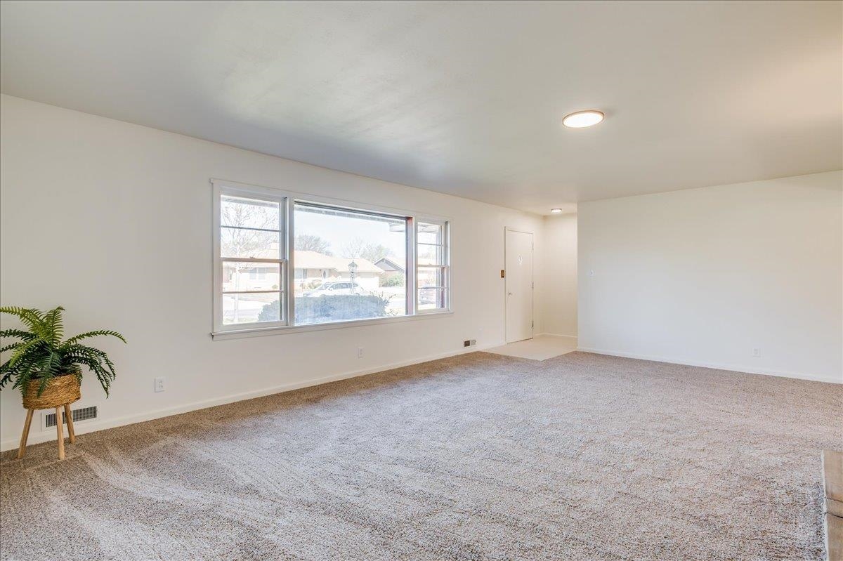 1608 N Charles St, Wichita, Kansas image 7