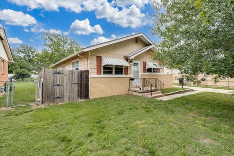 Homes For Sale - 1630 N Kessler Ave<br/> Wichita, KS 67203
