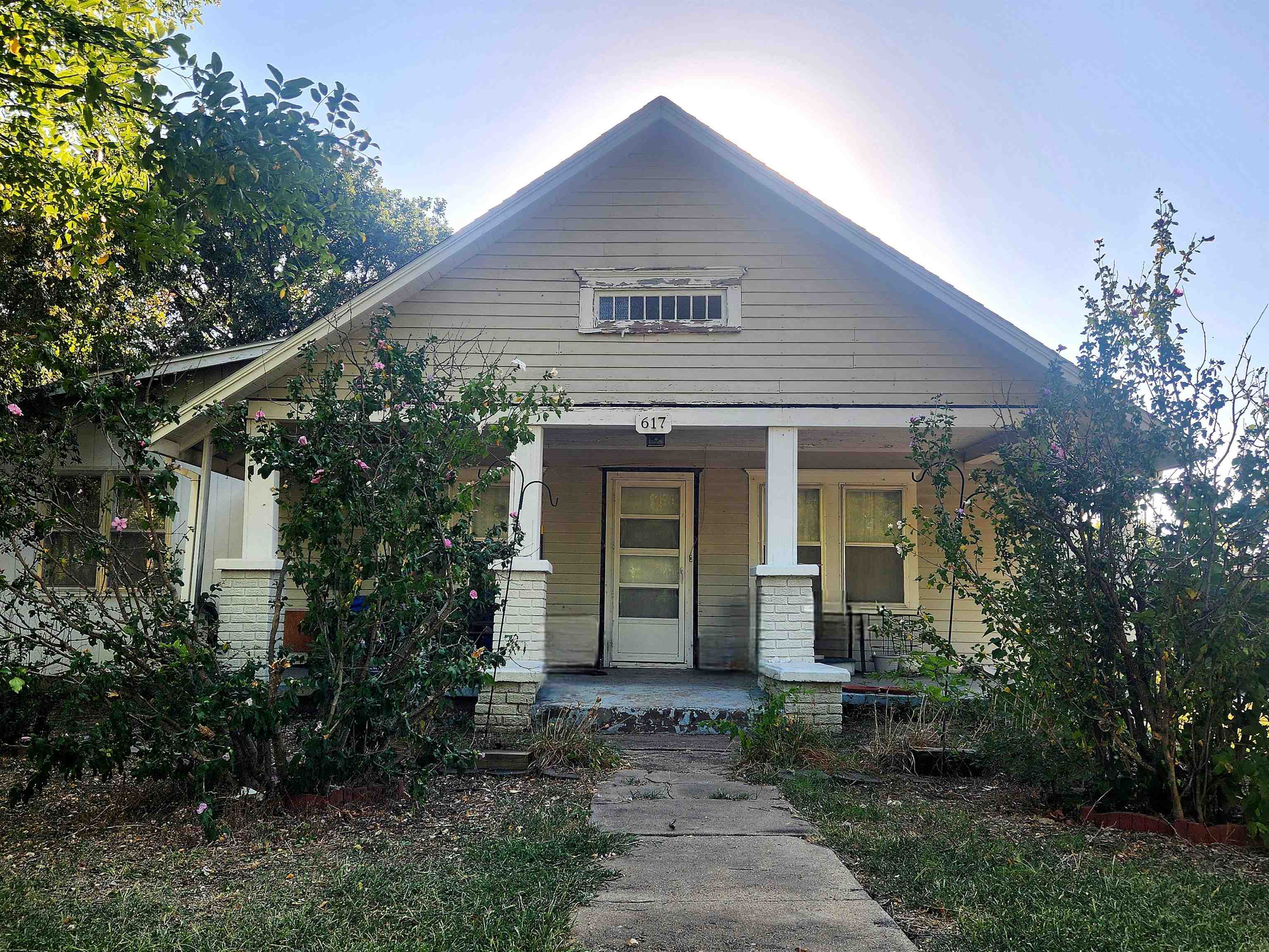 617 N Main St, Burden, Kansas image 1