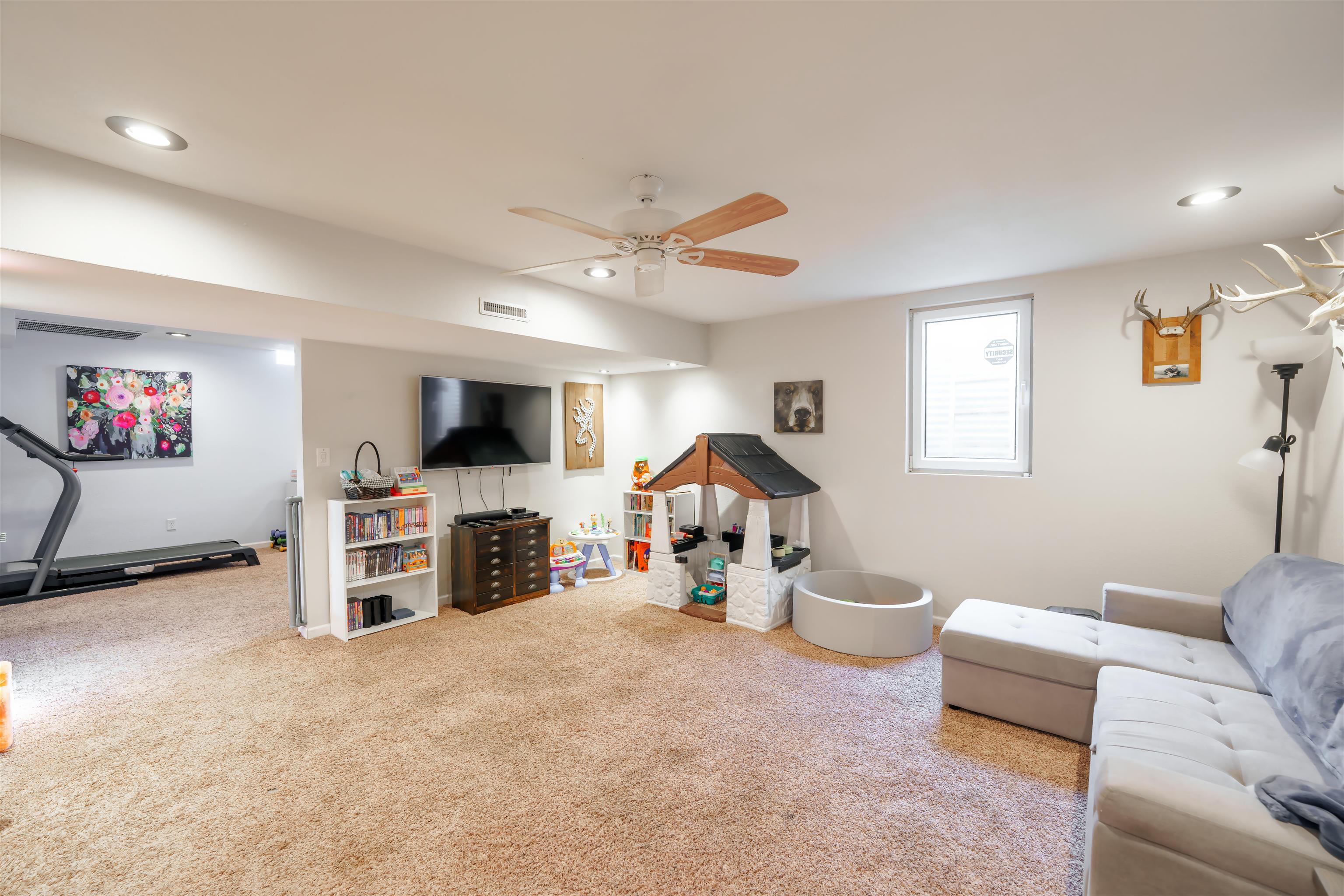 761 Commanche Ave, Salina, Kansas image 23