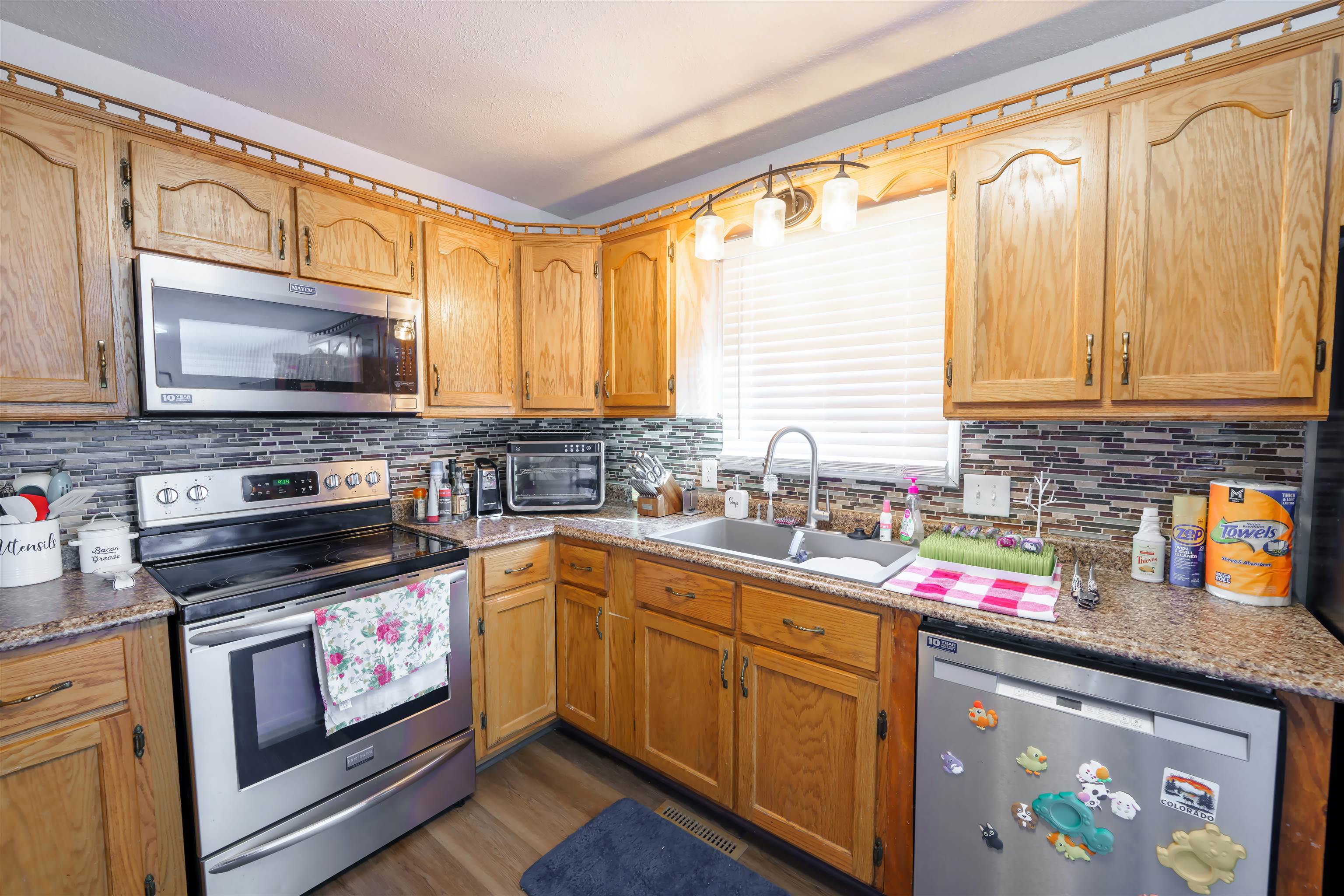 761 Commanche Ave, Salina, Kansas image 16