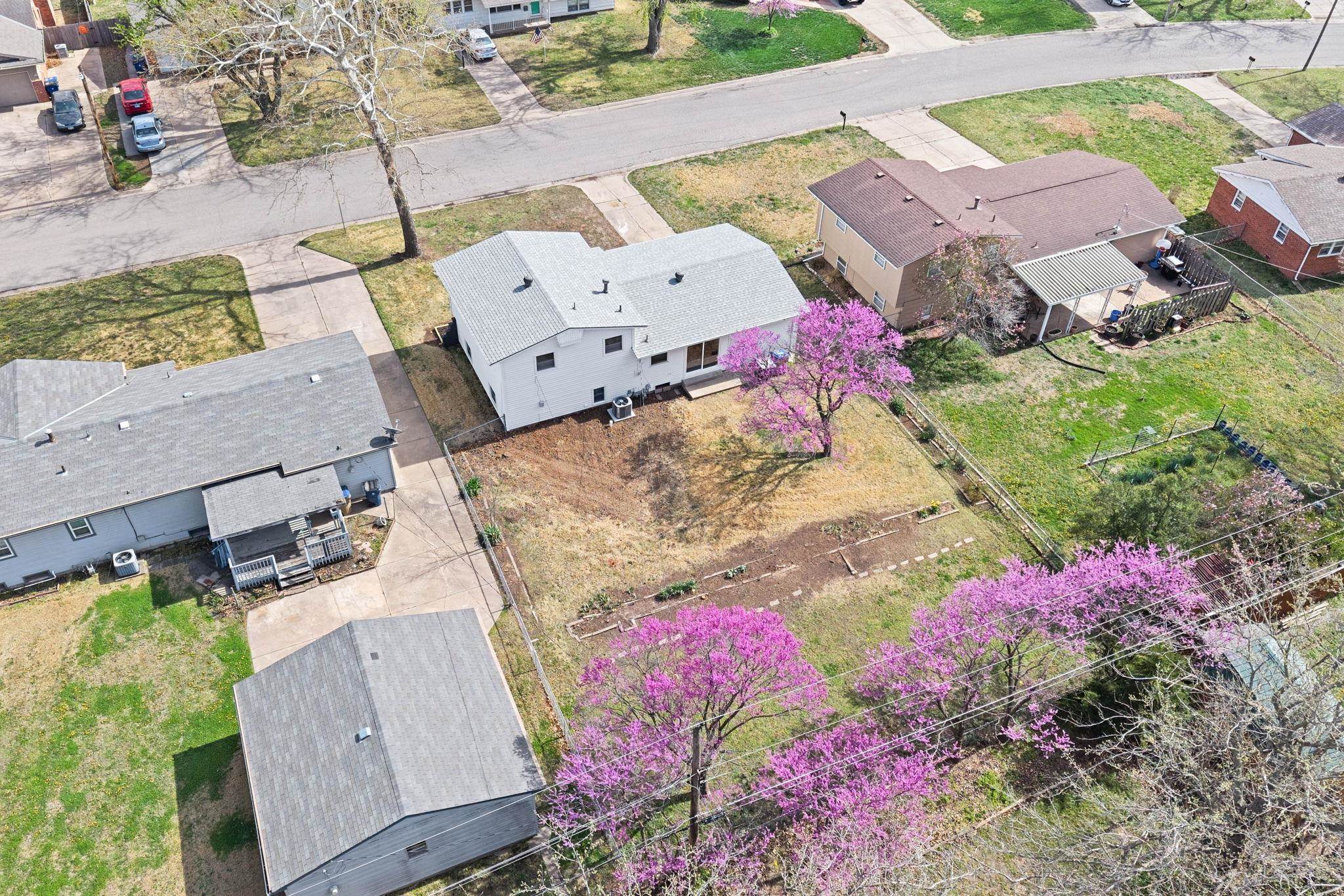 539 S Spring Creek Dr, Derby, Kansas image 27