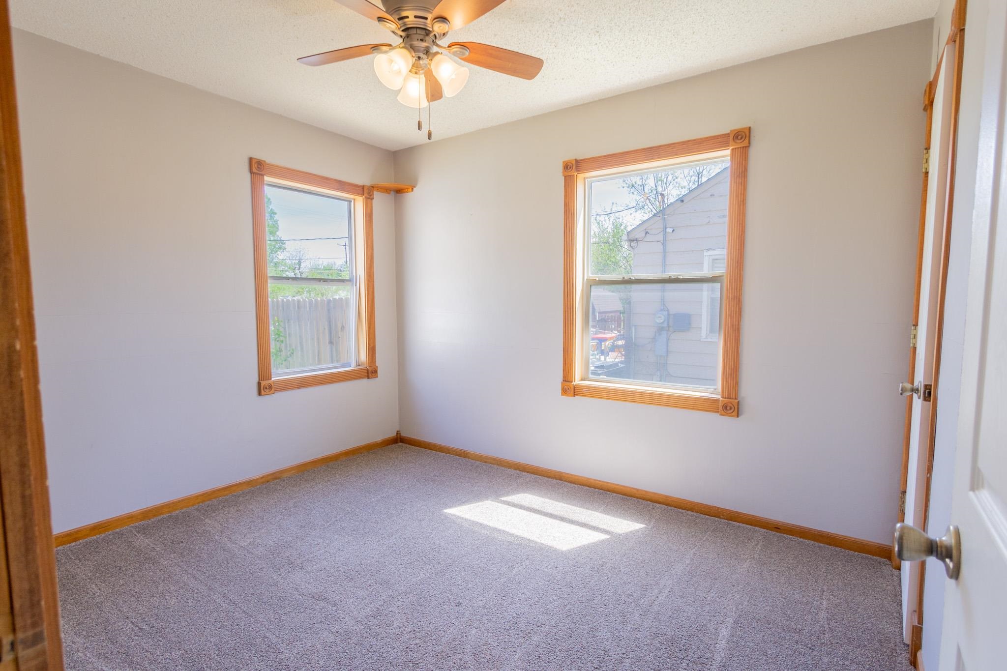 529 S College Ave, Salina, Kansas image 8