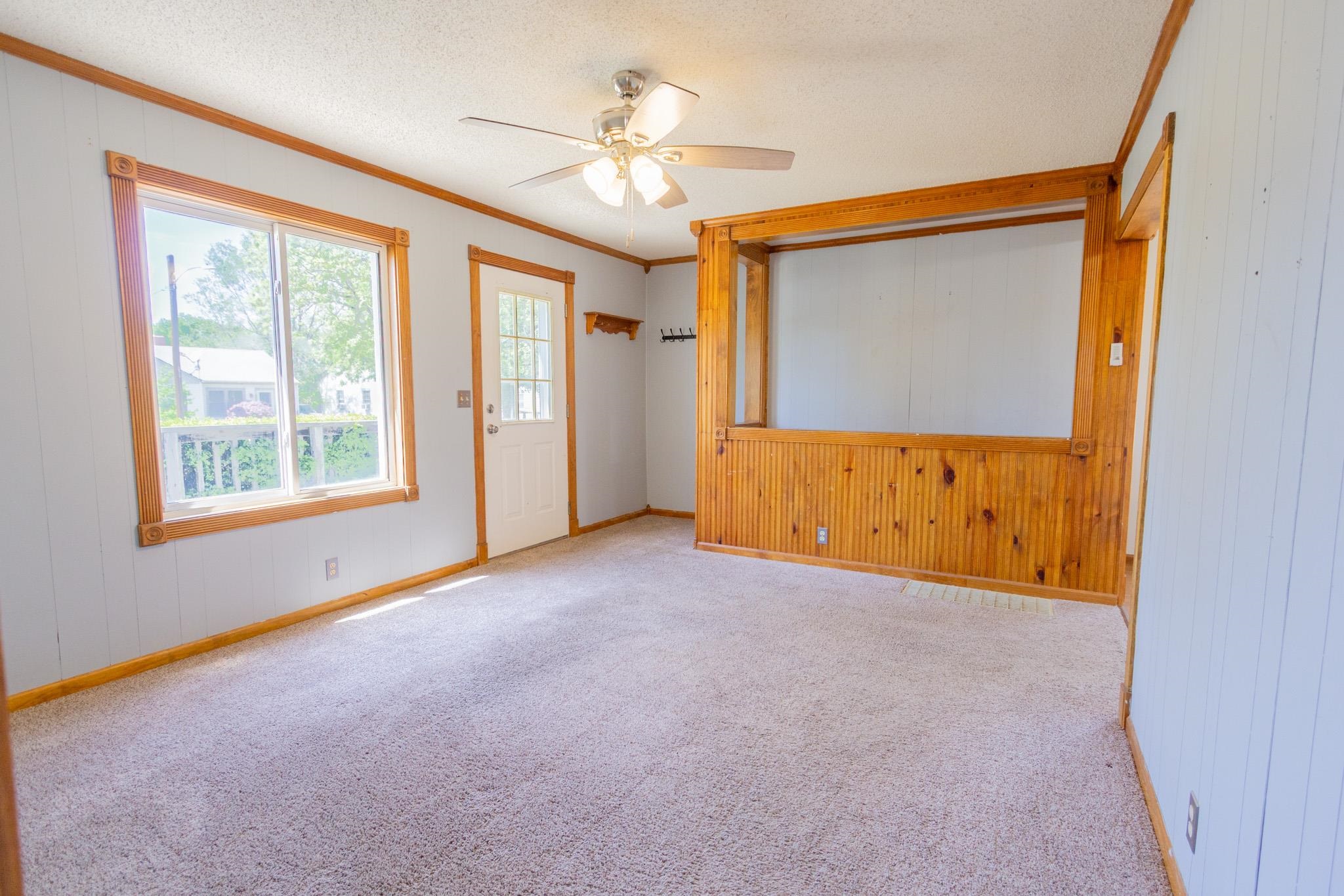529 S College Ave, Salina, Kansas image 4