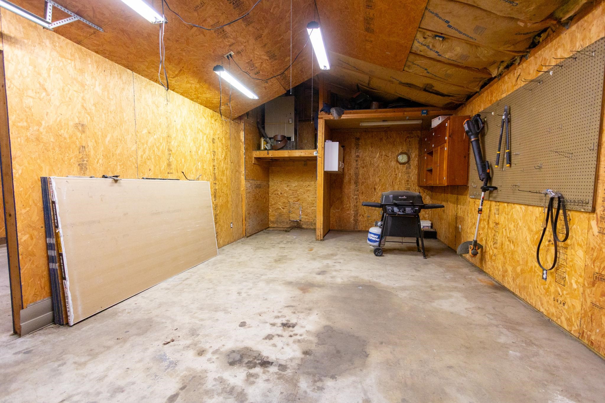 529 S College Ave, Salina, Kansas image 18