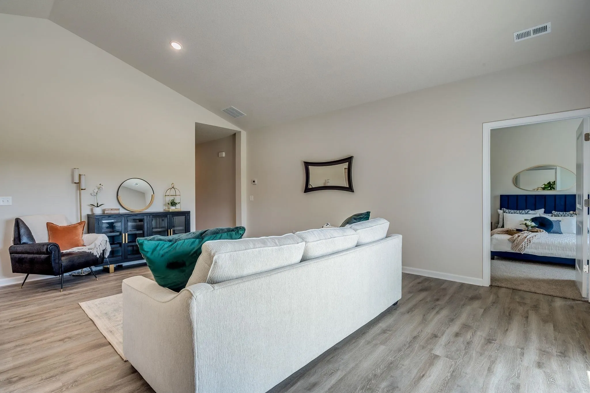 Valley Center, Kansas 67147, United States, 3 Bedrooms Bedrooms, ,2 BathroomsBathrooms,Residential,Active,209783