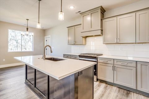 Homes For Sale - 9108 E 33rd Cir S Cir<br/> Sedgwick County, Wichita, KS 67210