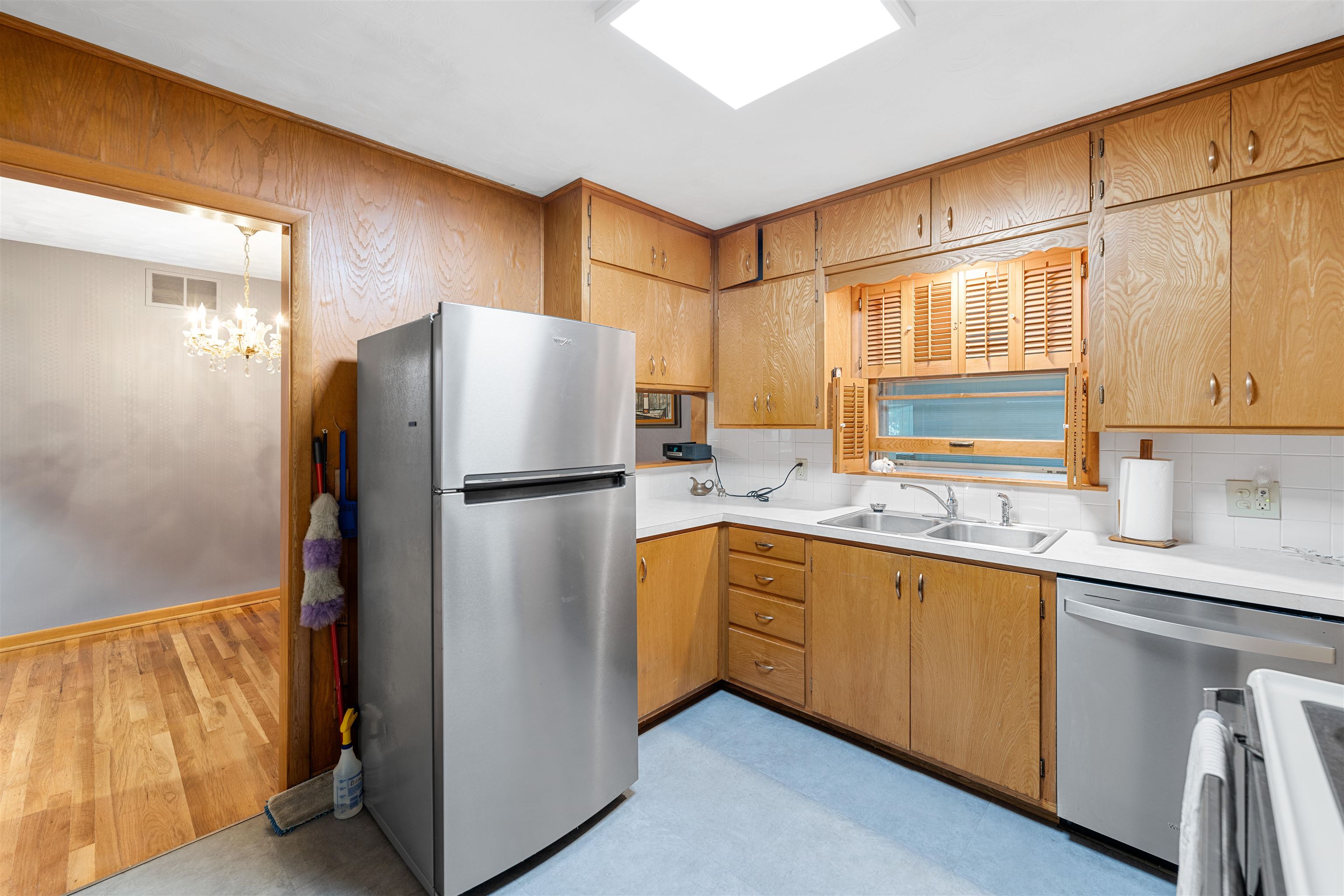 1720 Lewis Ave, Salina, Kansas image 10