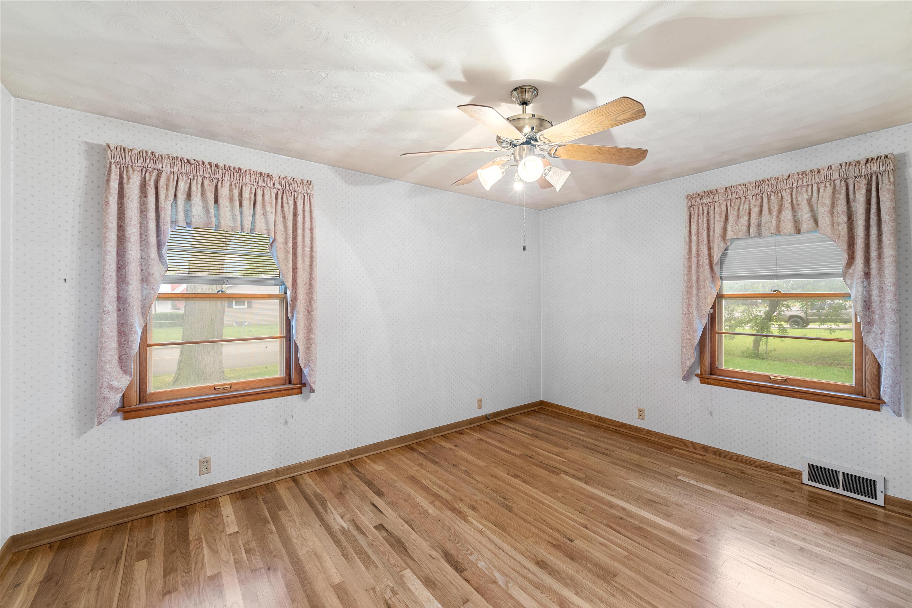 1720 Lewis Ave, Salina, Kansas image 13