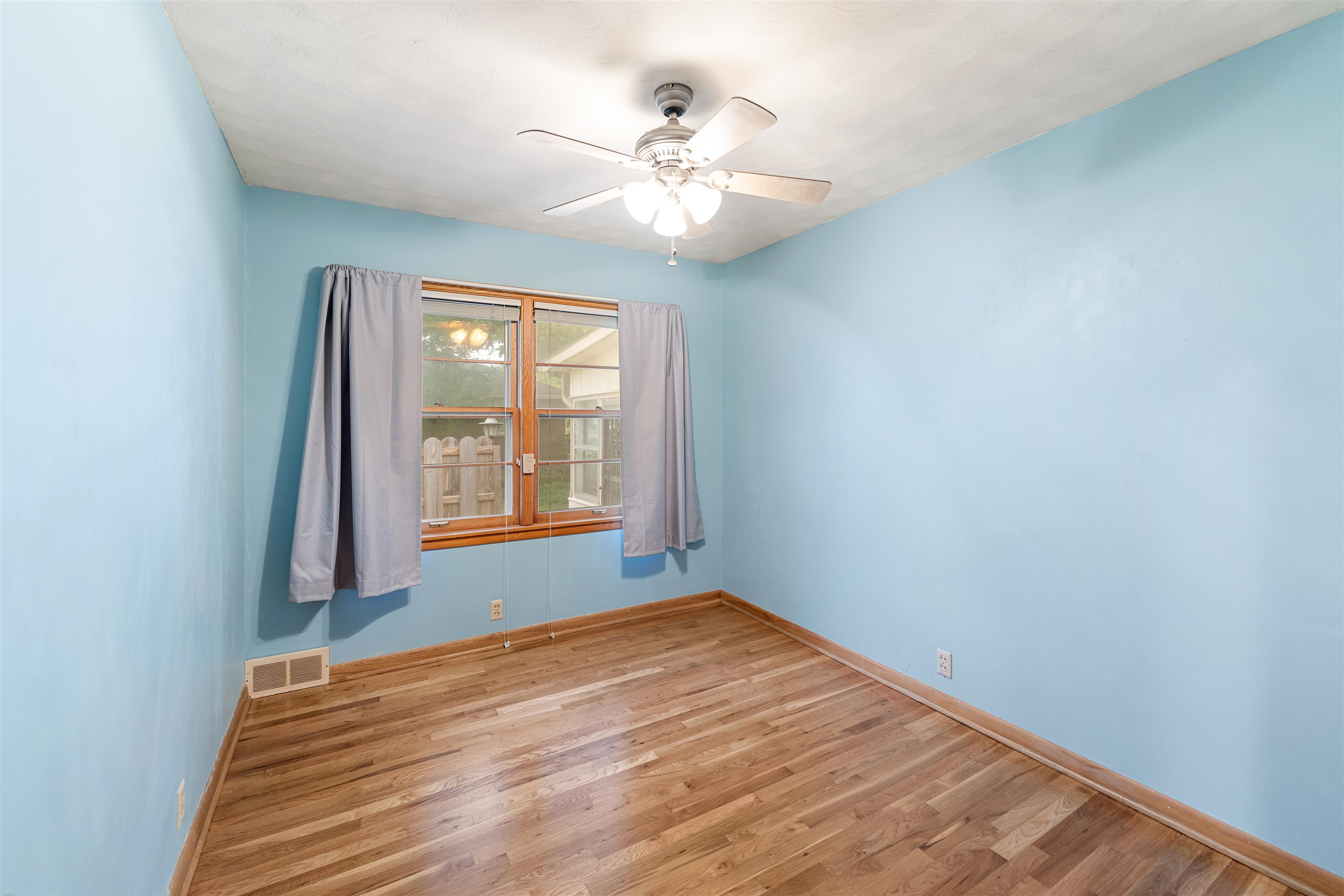1720 Lewis Ave, Salina, Kansas image 12