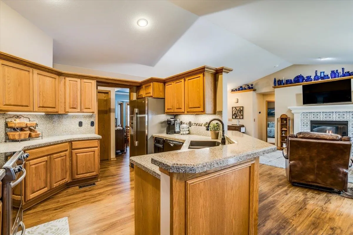 Derby, Kansas 67037, United States, 5 Bedrooms Bedrooms, ,3 BathroomsBathrooms,Residential,Pending,16329