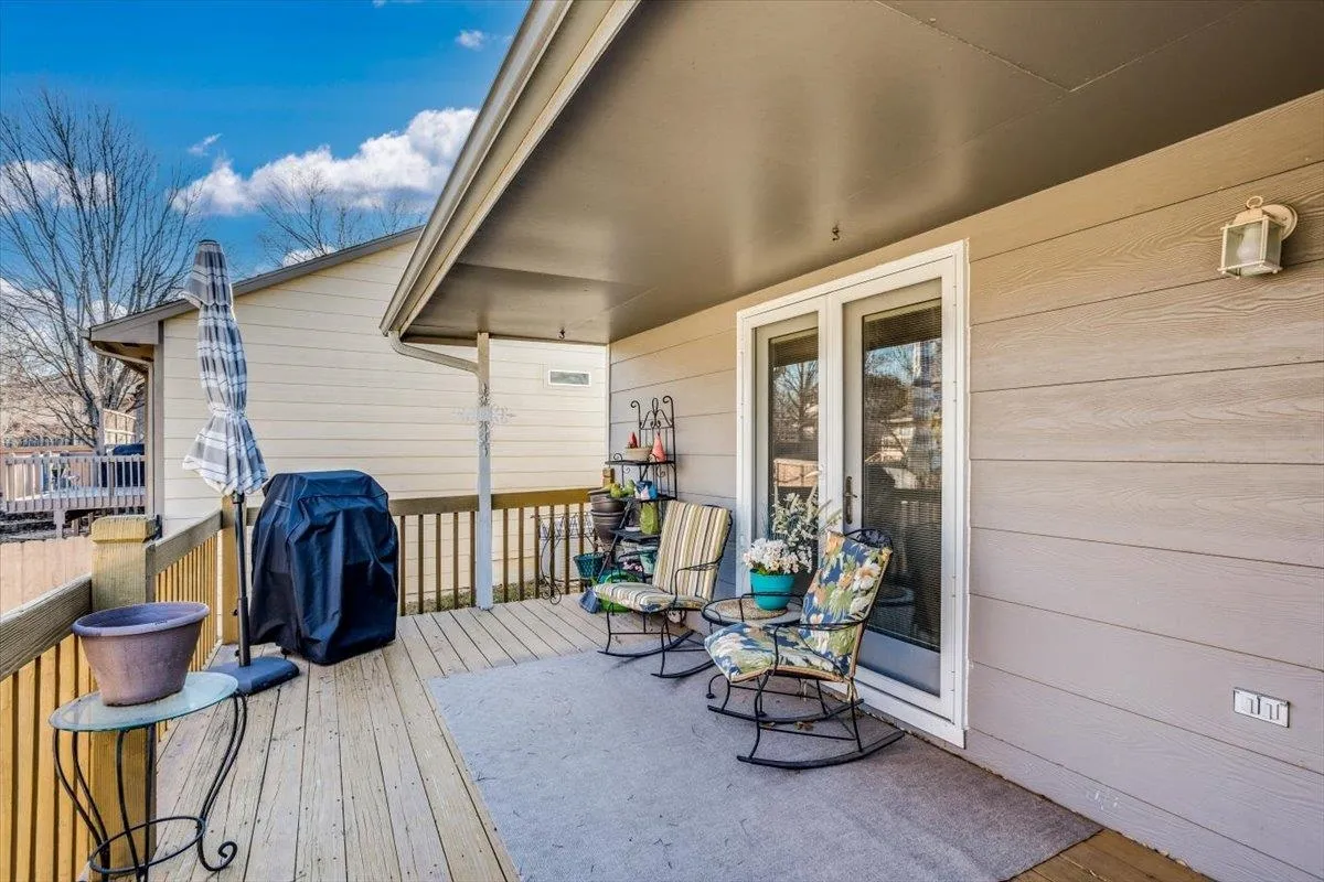 Derby, Kansas 67037, United States, 5 Bedrooms Bedrooms, ,3 BathroomsBathrooms,Residential,Pending,16329