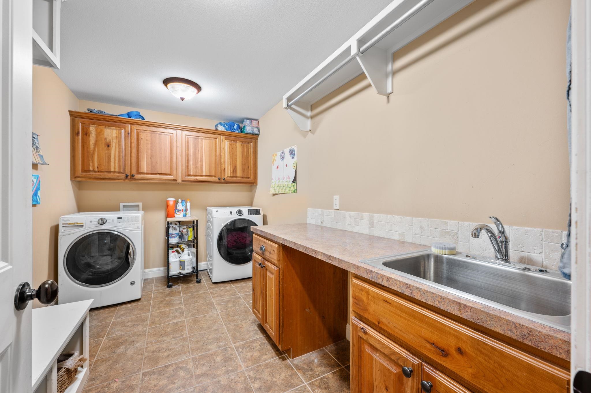 8210 SW Meadowlark Rd, Andover, Kansas image 18