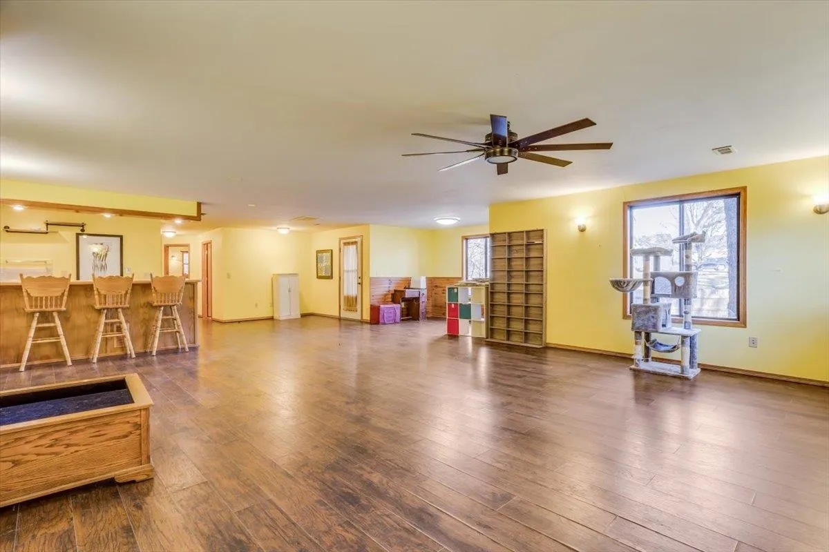 Derby, Kansas 67037, United States, 4 Bedrooms Bedrooms, ,3 BathroomsBathrooms,Residential,Pending,86433