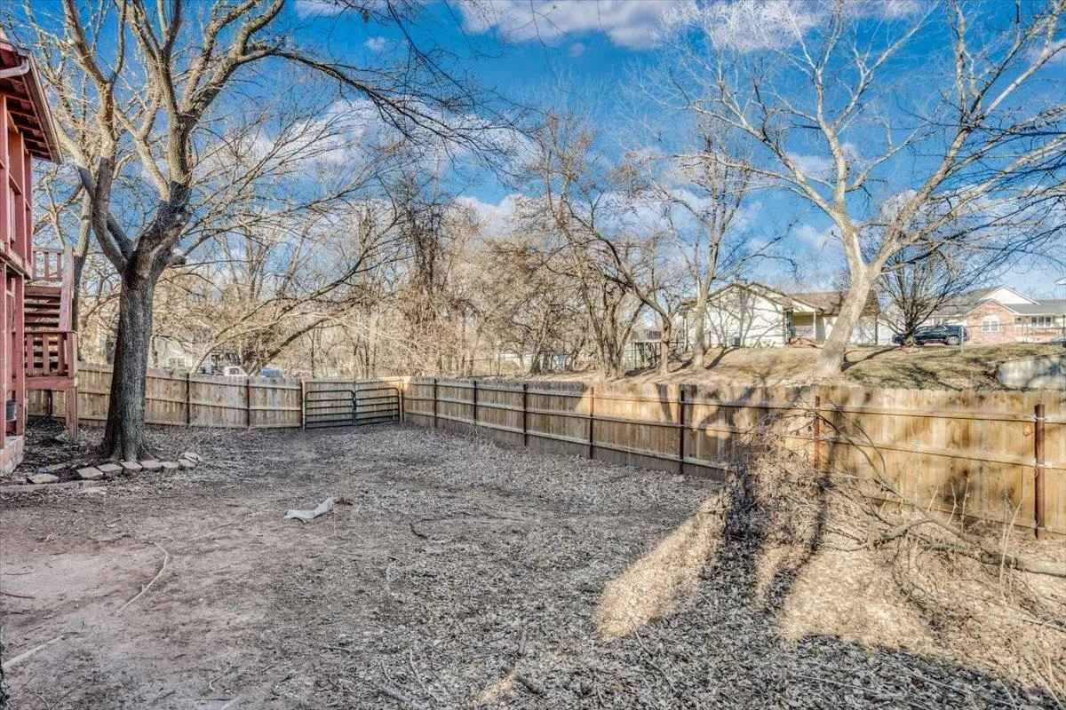 Derby, Kansas 67037, United States, 4 Bedrooms Bedrooms, ,3 BathroomsBathrooms,Residential,Pending,86433