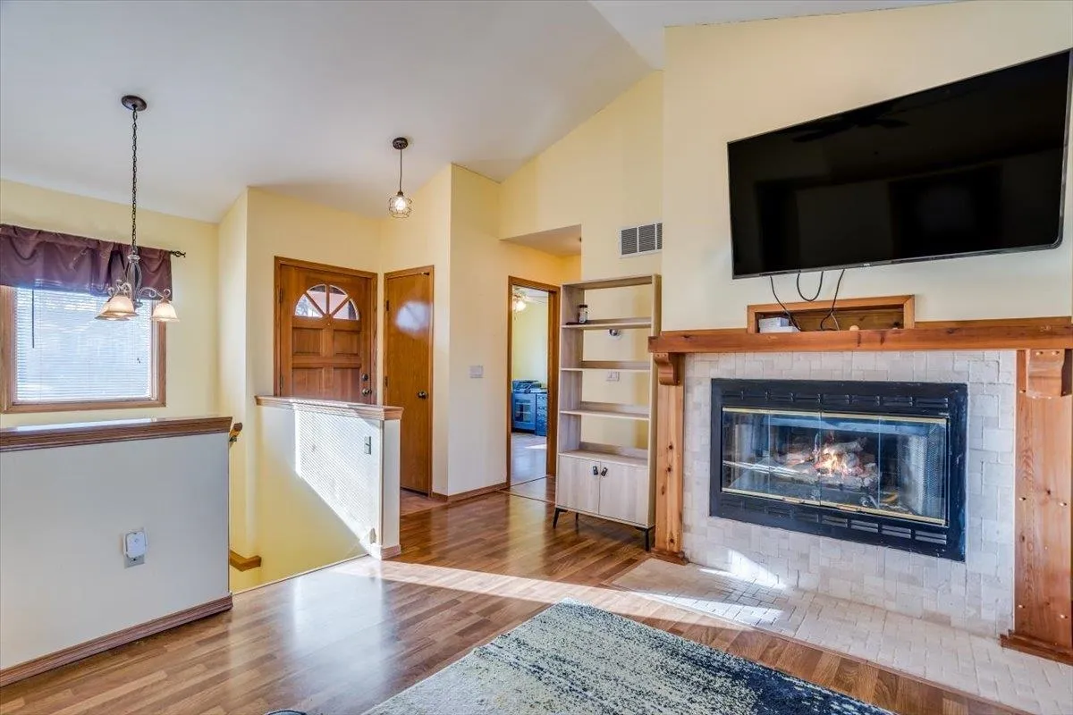 Derby, Kansas 67037, United States, 4 Bedrooms Bedrooms, ,3 BathroomsBathrooms,Residential,Pending,86433