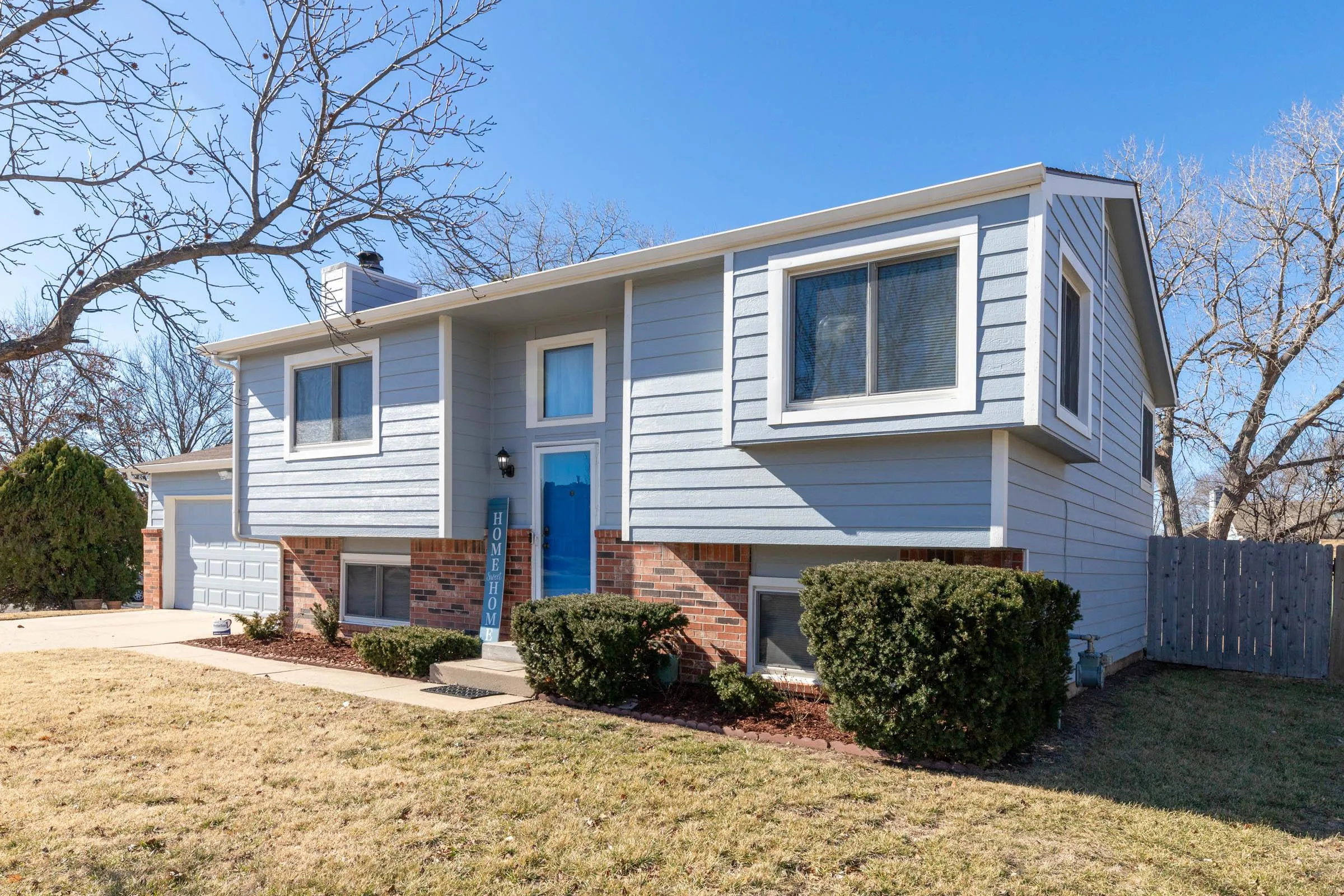 Wichita, Kansas 67226, United States, 4 Bedrooms Bedrooms, ,2 BathroomsBathrooms,Residential,Pending,89535