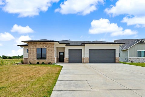 Homes For Sale - 14007 E Wassall St<br/> Wichita, KS 67230