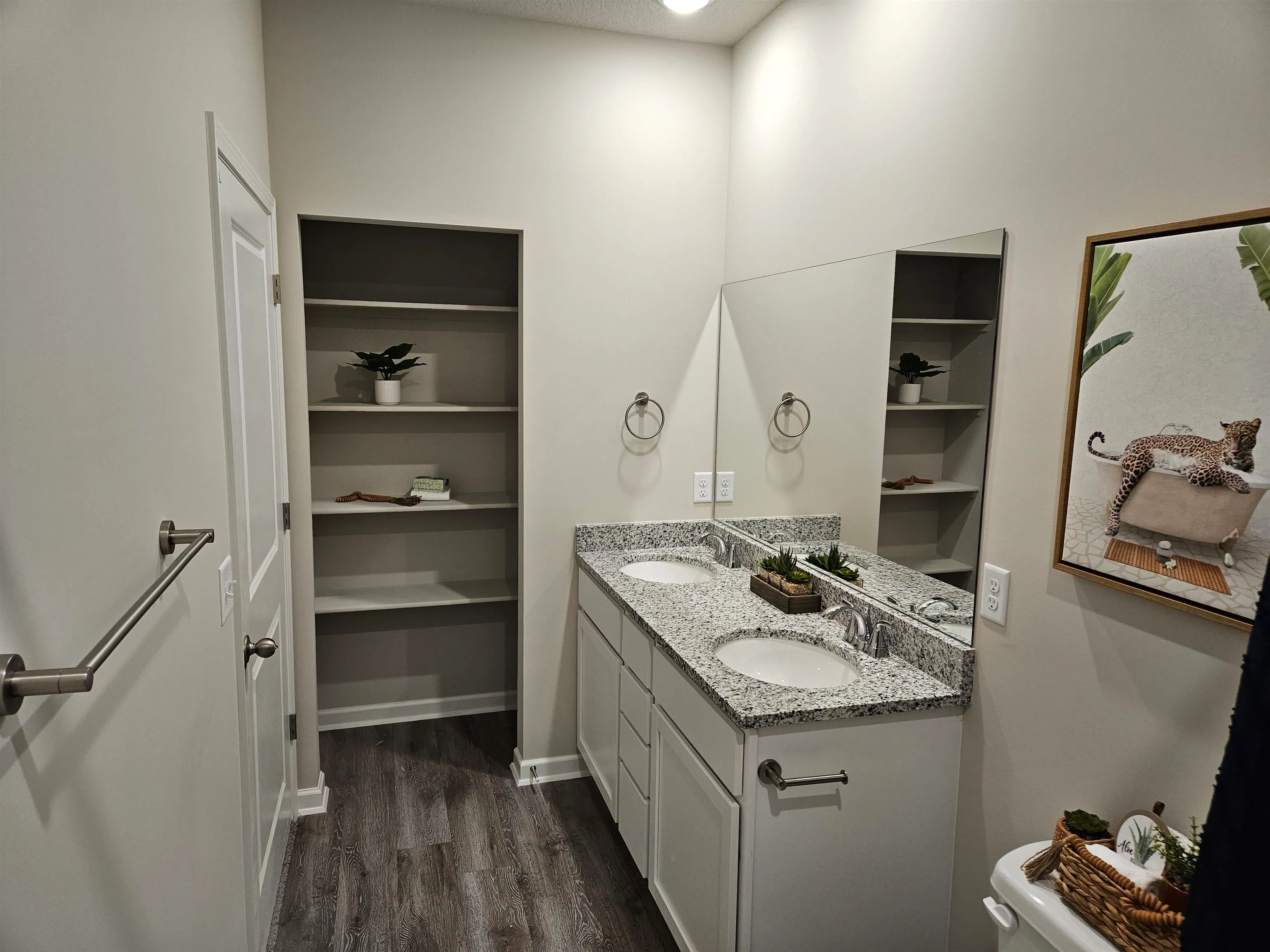 Garden Plain, Kansas 67050, United States, 4 Bedrooms Bedrooms, ,2 BathroomsBathrooms,Residential,Active,170011