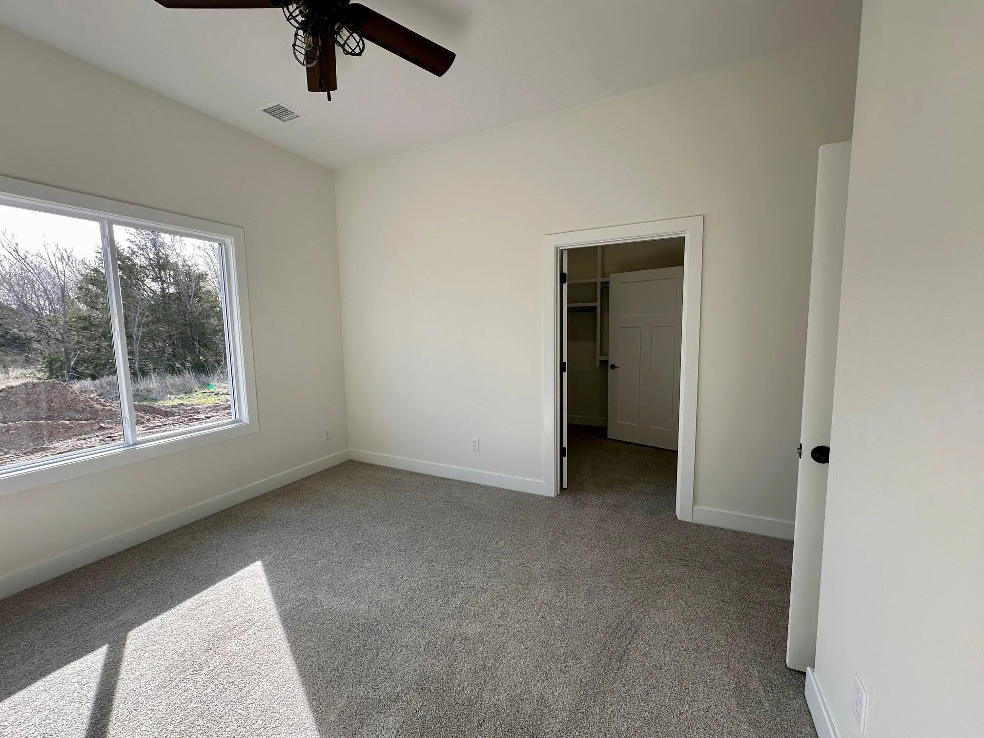 Halstead, Kansas 67056, United States, 2 Bedrooms Bedrooms, ,2 BathroomsBathrooms,Residential,Active,94476