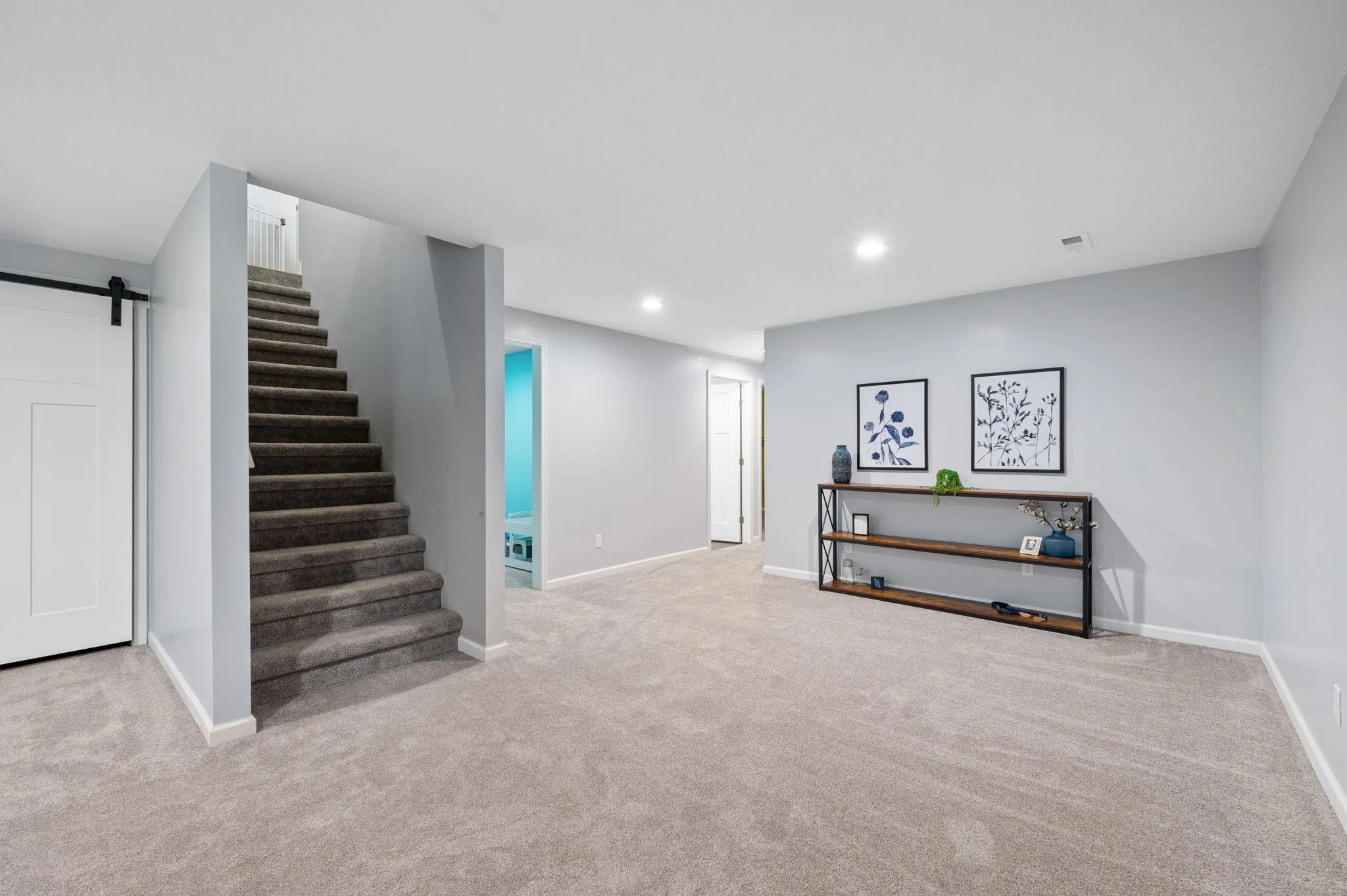 Goddard, Kansas 67052, United States, 5 Bedrooms Bedrooms, ,3 BathroomsBathrooms,Residential,Active,194223