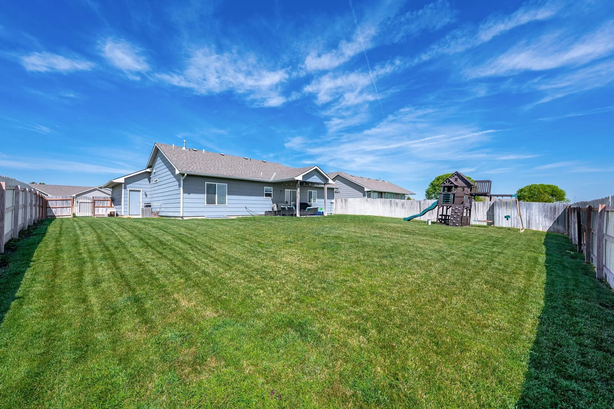 Goddard, Kansas 67052, United States, 5 Bedrooms Bedrooms, ,3 BathroomsBathrooms,Residential,Active,194223