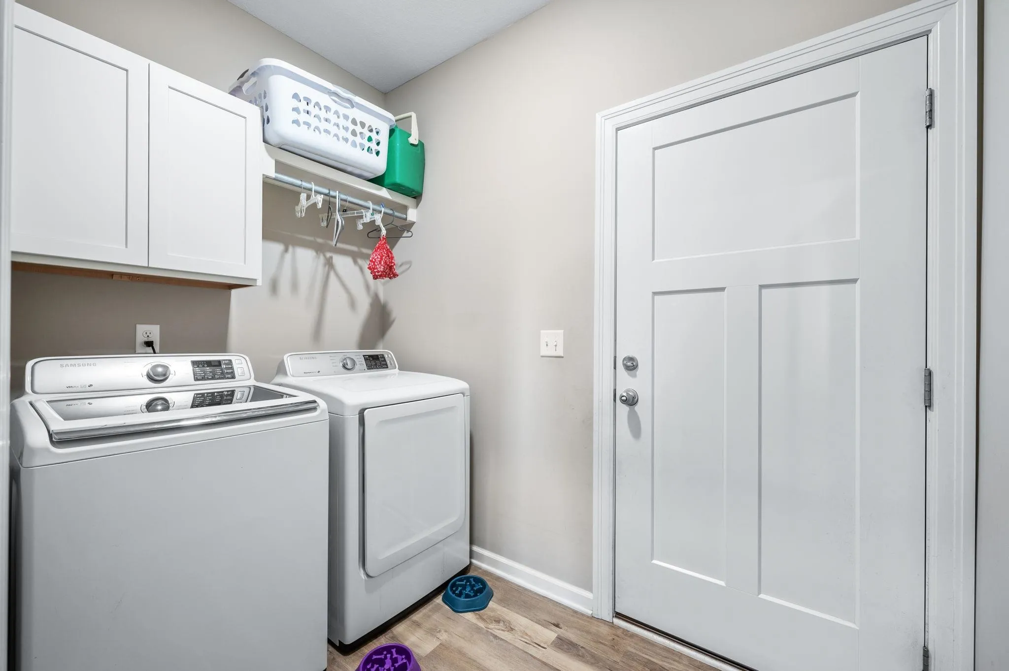 Goddard, Kansas 67052, United States, 5 Bedrooms Bedrooms, ,3 BathroomsBathrooms,Residential,Active,194223