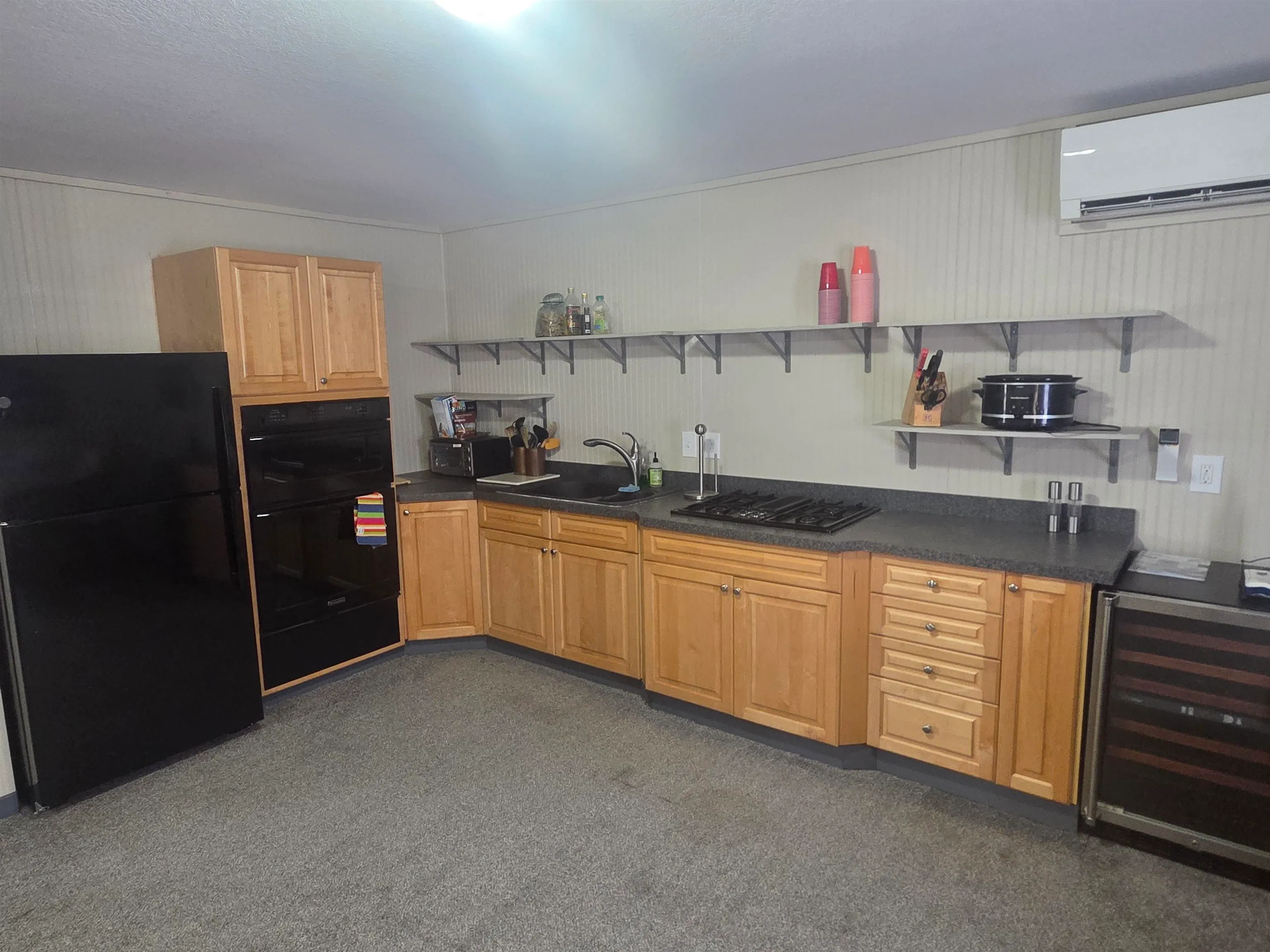 Newton, Kansas 67114, United States, ,Commercial,Active,236699