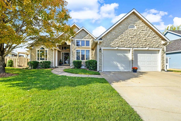 2944 TASKER LN, SALINA, KS 67401 - Image df085e2ec97c69bd1eee29128de41bd6/8828456