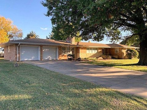 Homes For Sale - 100 W Benedict Ln<br/> Ottawa County, Bennington, KS 67422