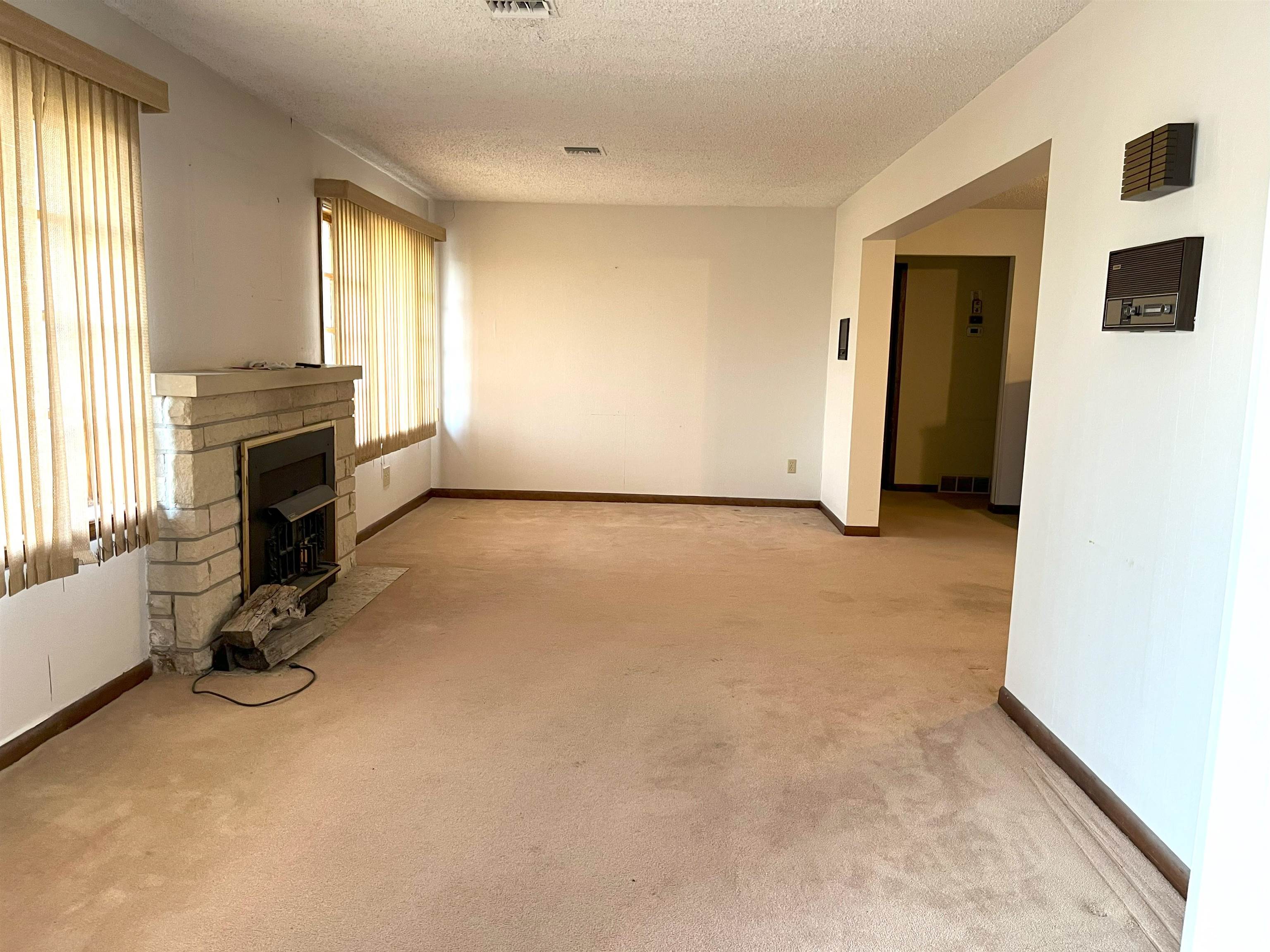 3715 E Mount Vernon St, Wichita, Kansas image 3