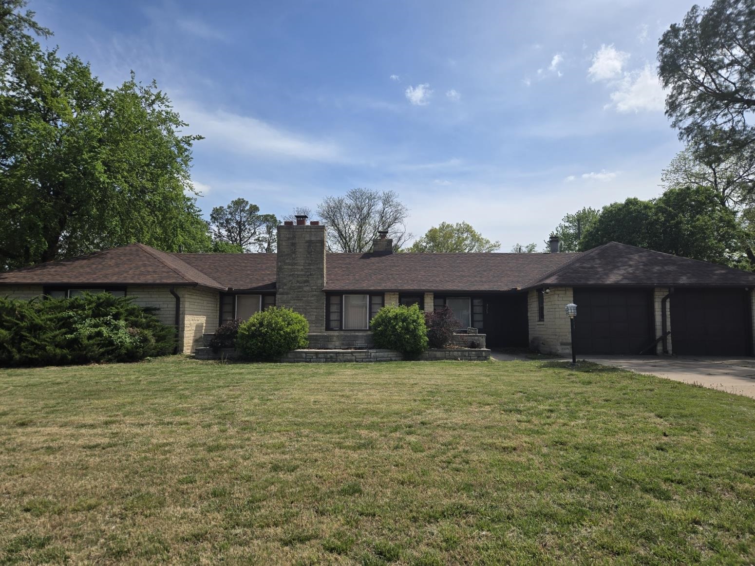 3715 E Mount Vernon St, Wichita, Kansas image 1