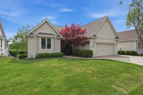 Townhouse For Sale - 12740 E Bradford Circle<br/> Sedgwick County, Wichita, KS 67206