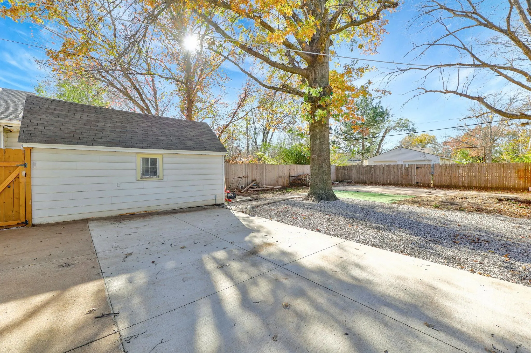 Wichita, Kansas 67211, United States, 3 Bedrooms Bedrooms, ,1 BathroomBathrooms,Residential,Pending,31033