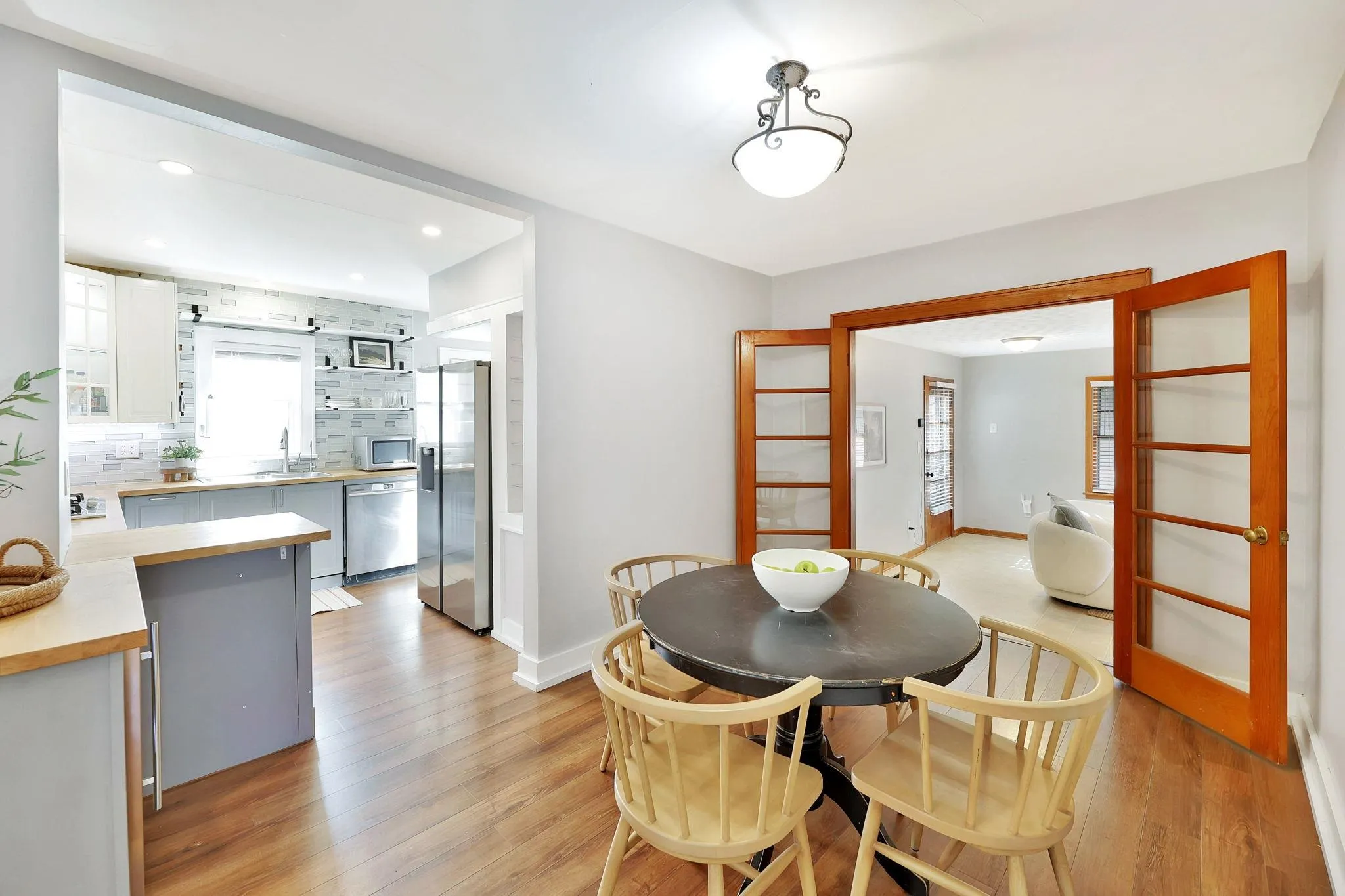 Wichita, Kansas 67211, United States, 3 Bedrooms Bedrooms, ,1 BathroomBathrooms,Residential,Pending,31033