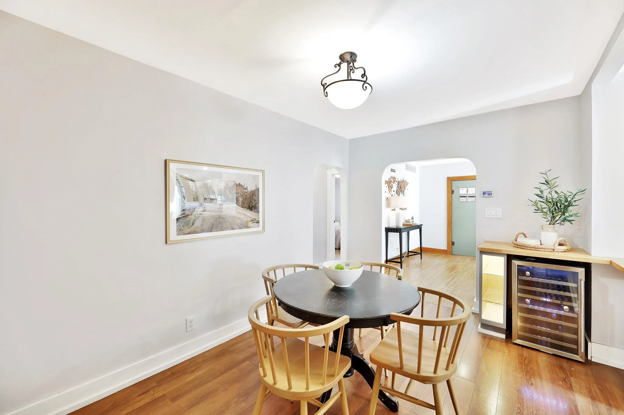 Wichita, Kansas 67211, United States, 3 Bedrooms Bedrooms, ,1 BathroomBathrooms,Residential,Pending,31033