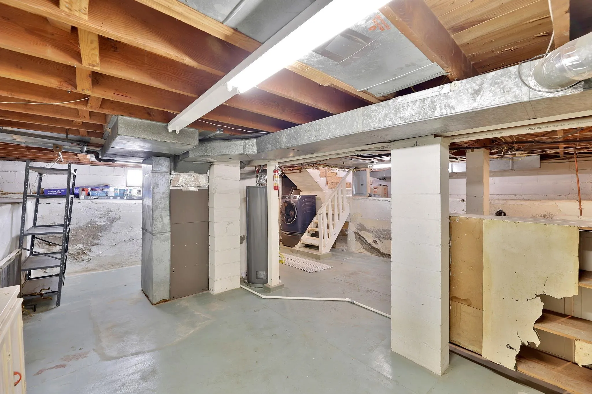 Wichita, Kansas 67211, United States, 3 Bedrooms Bedrooms, ,1 BathroomBathrooms,Residential,Pending,31033