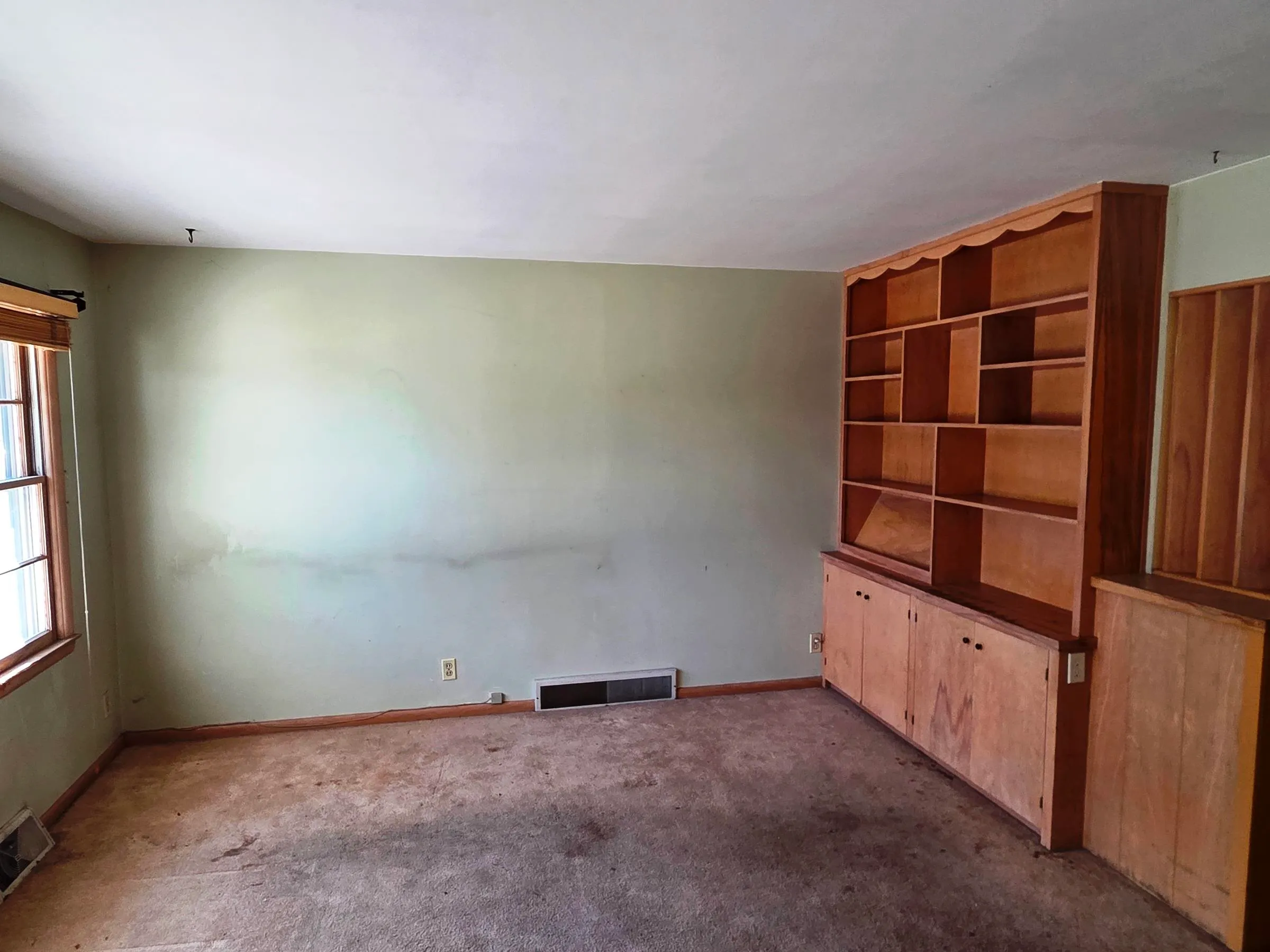 Hesston, Kansas 67062, United States, 3 Bedrooms Bedrooms, ,2 BathroomsBathrooms,Residential,Active,238005