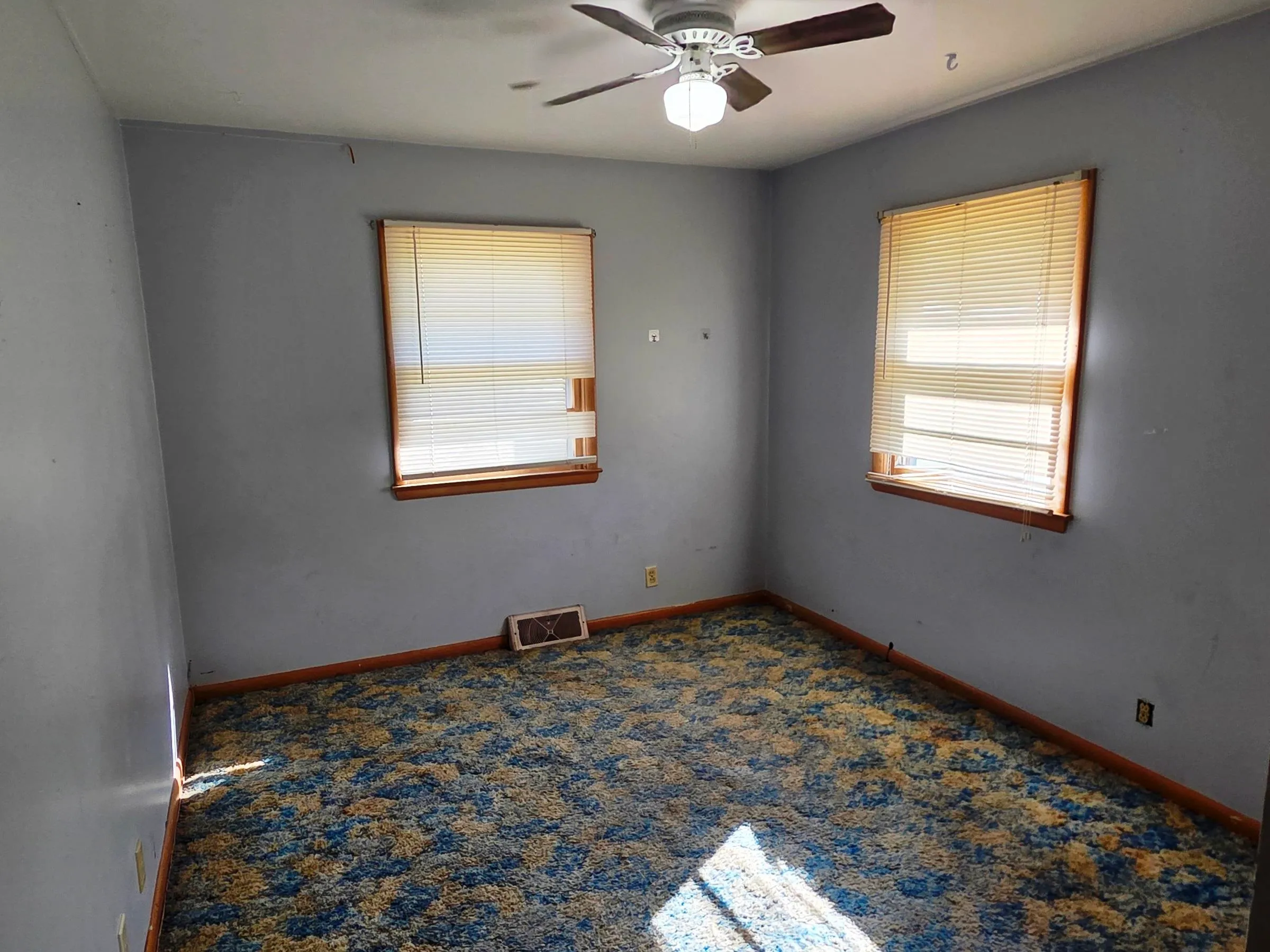 Hesston, Kansas 67062, United States, 3 Bedrooms Bedrooms, ,2 BathroomsBathrooms,Residential,Active,238005